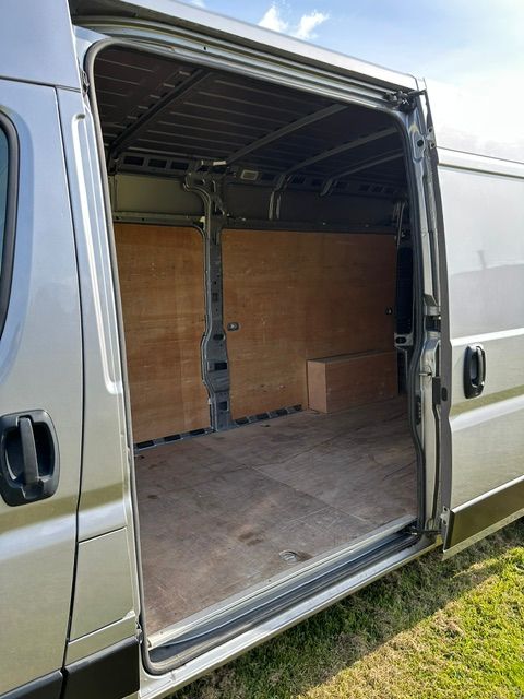 Citroen Relay 2.2 BlueHDi 35 Enterprise Panel Van 5dr Diesel Manual L3 High Roof Euro 6 (s/s) (140 ps) 5dr Manual 2022