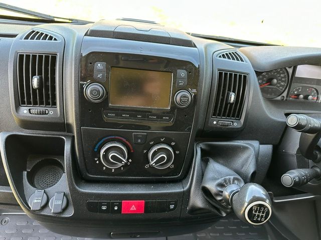 Citroen Relay 2.2 BlueHDi 35 Enterprise Panel Van 5dr Diesel Manual L3 High Roof Euro 6 (s/s) (140 ps) 5dr Manual 2022