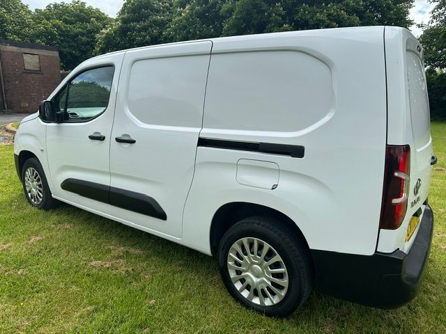 Toyota PROACE CITY 1.5 BlueHDi Icon Long Panel Van 5dr Diesel Manual LWB Euro 6 (s/s) (100 bhp) 5dr Manual 2023