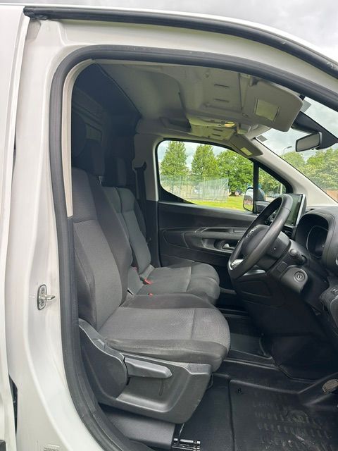 Toyota PROACE CITY 1.5 BlueHDi Icon Long Panel Van 5dr Diesel Manual LWB Euro 6 (s/s) (100 bhp) 5dr Manual 2023