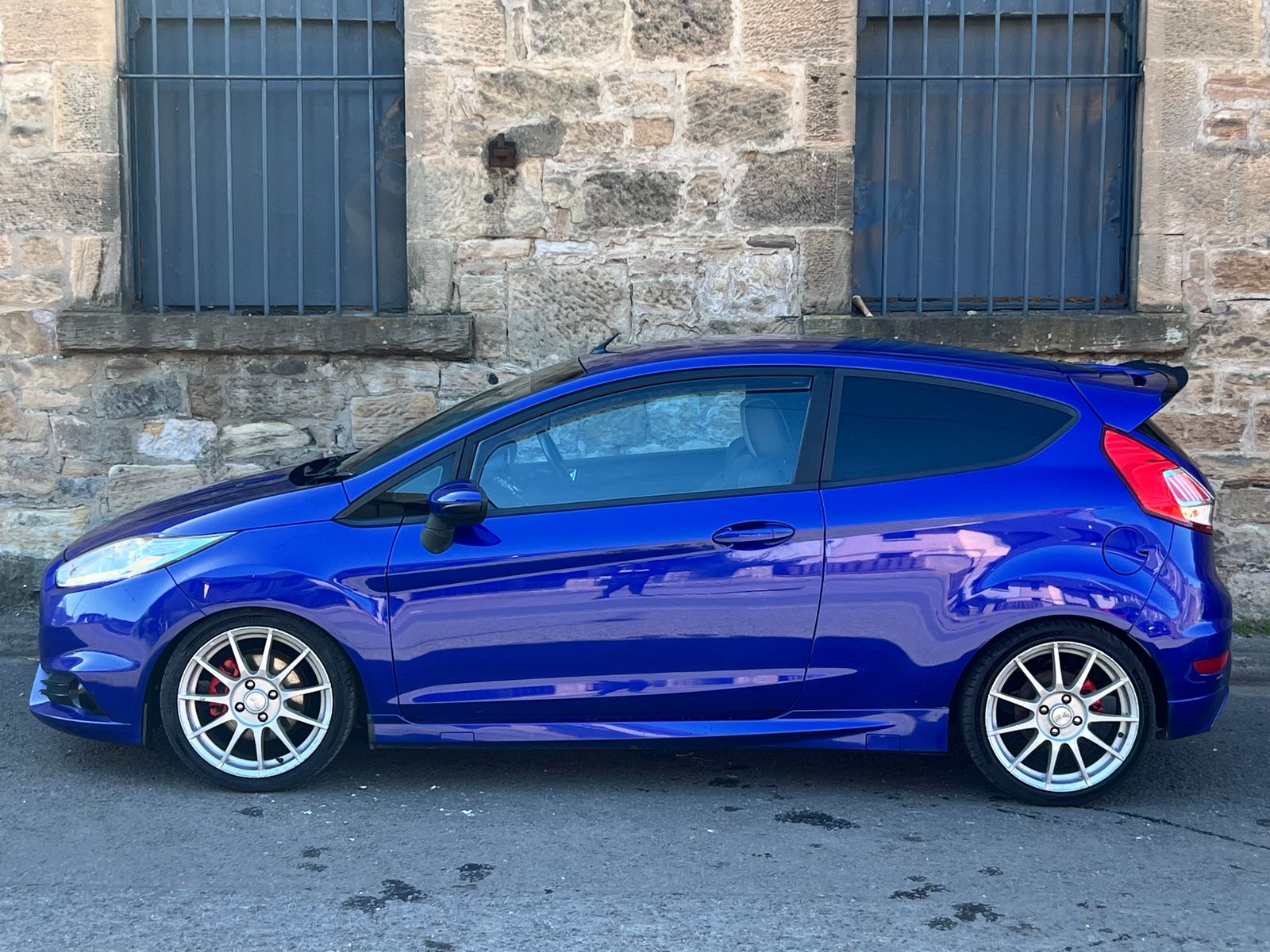 2016 Ford Fiesta 1.6T EcoBoost ST-2 Hatchback 3dr Petrol Manual Euro 6 (182 ps), exterior view 4
