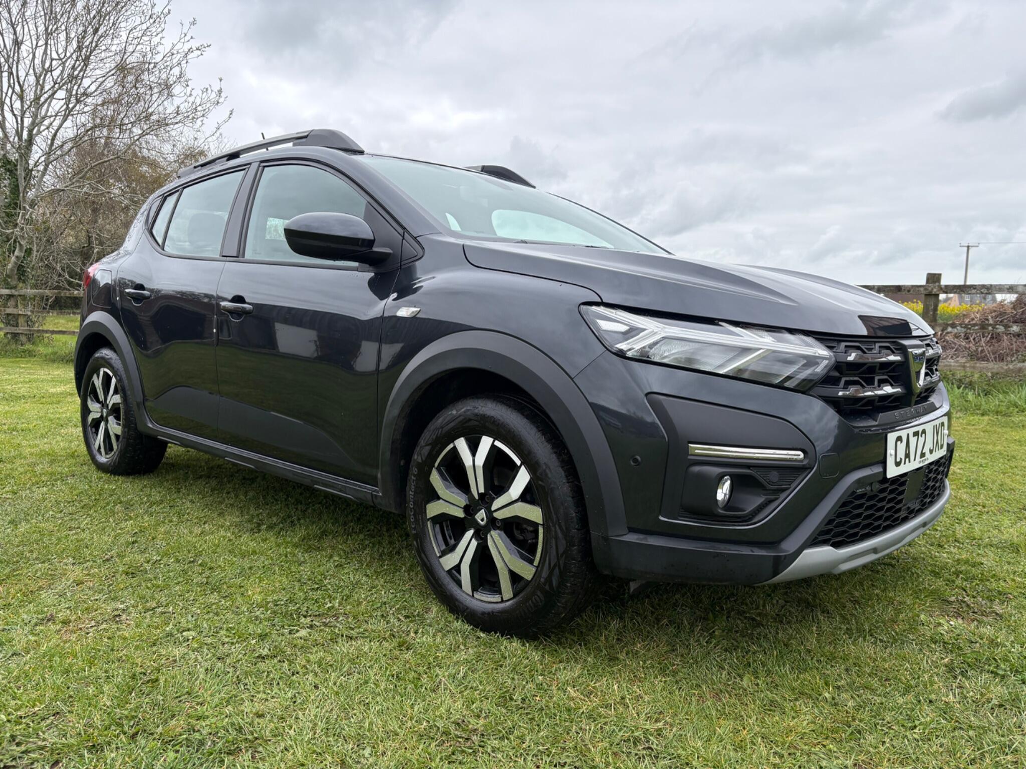 2022 Dacia Sandero Stepway 1.0 TCe Prestige Euro 6 (s/s) 5dr, exterior view 3