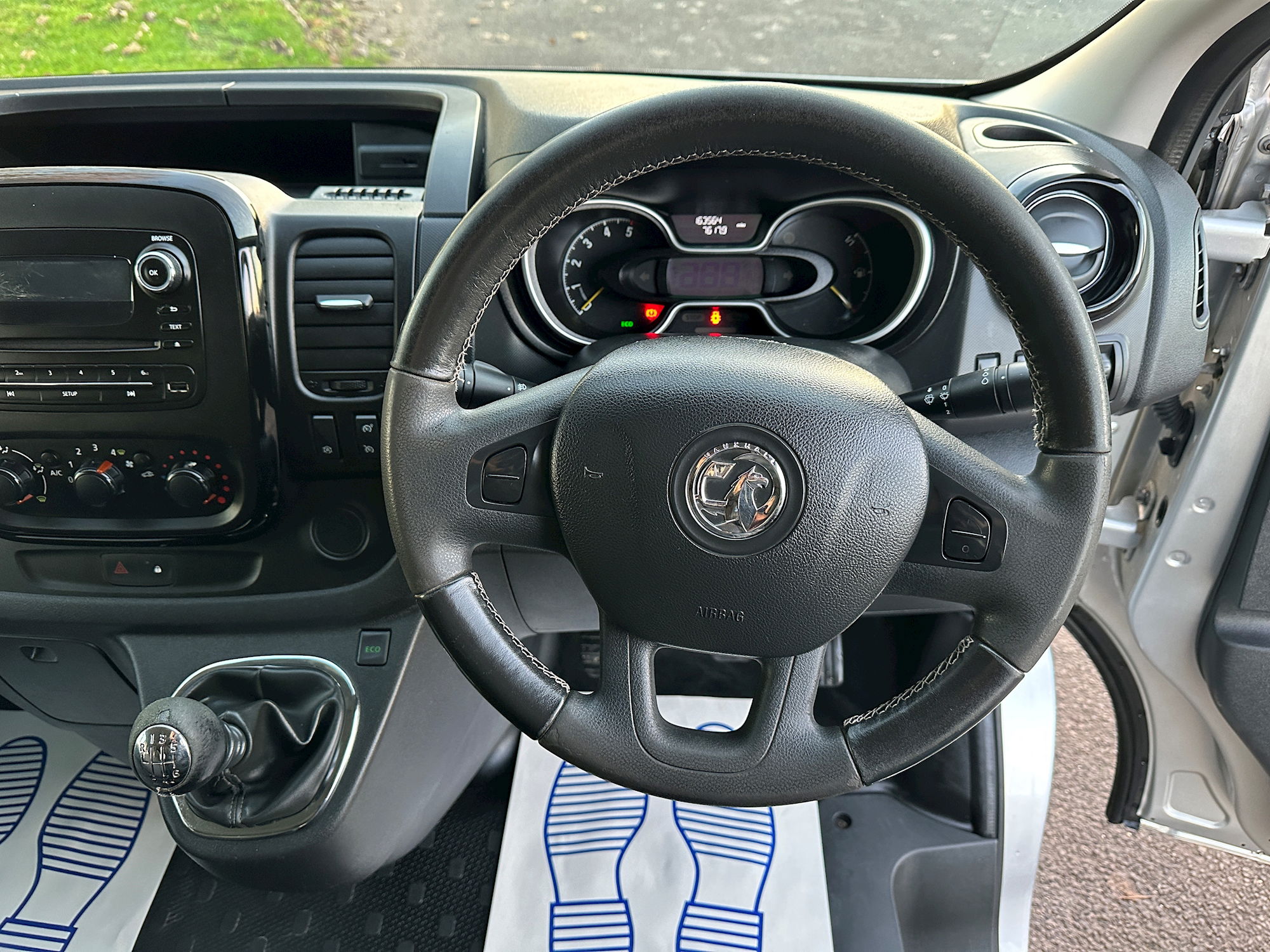 Used Vauxhall Vivaro 2700 L1H1 CDTI P/V SPORTIVE 2015 4dr Manual (MV65WLZ) Orban Motor Co