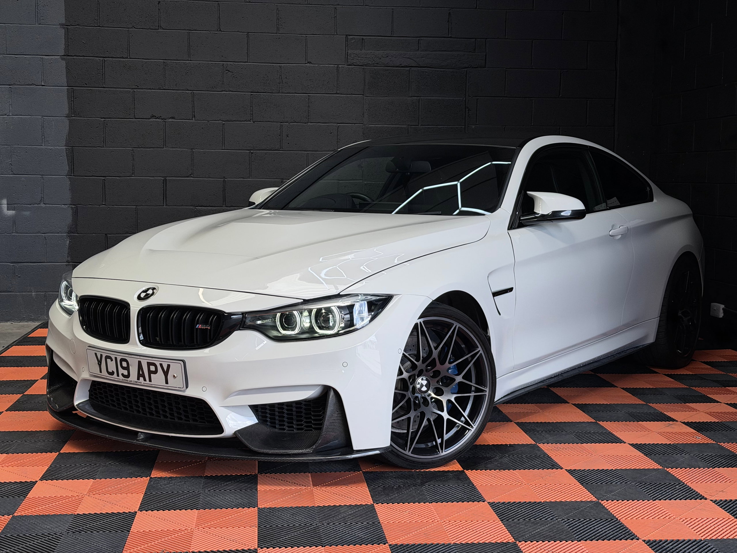 2019 19 BMW M4