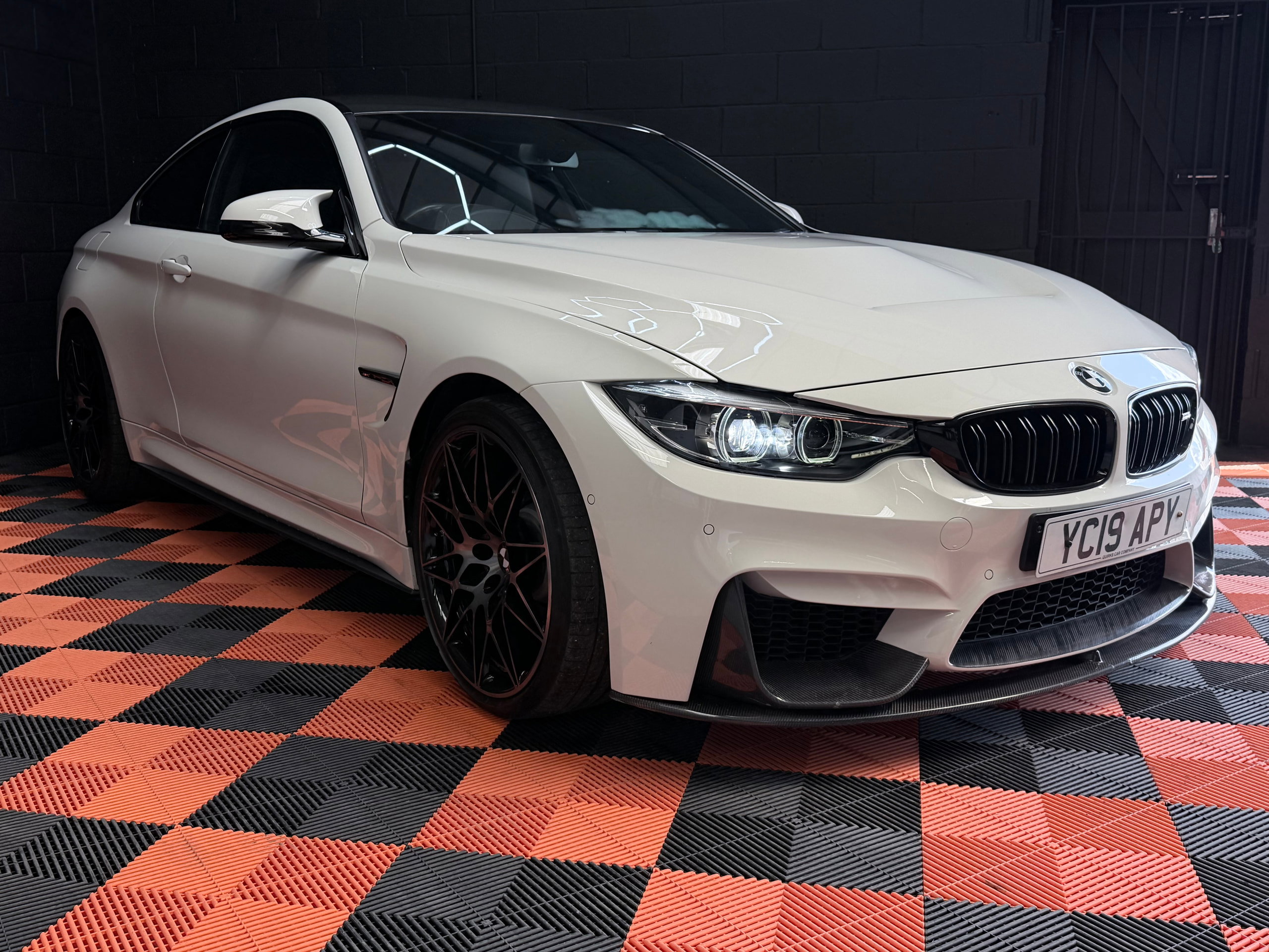 2019 19 BMW M4