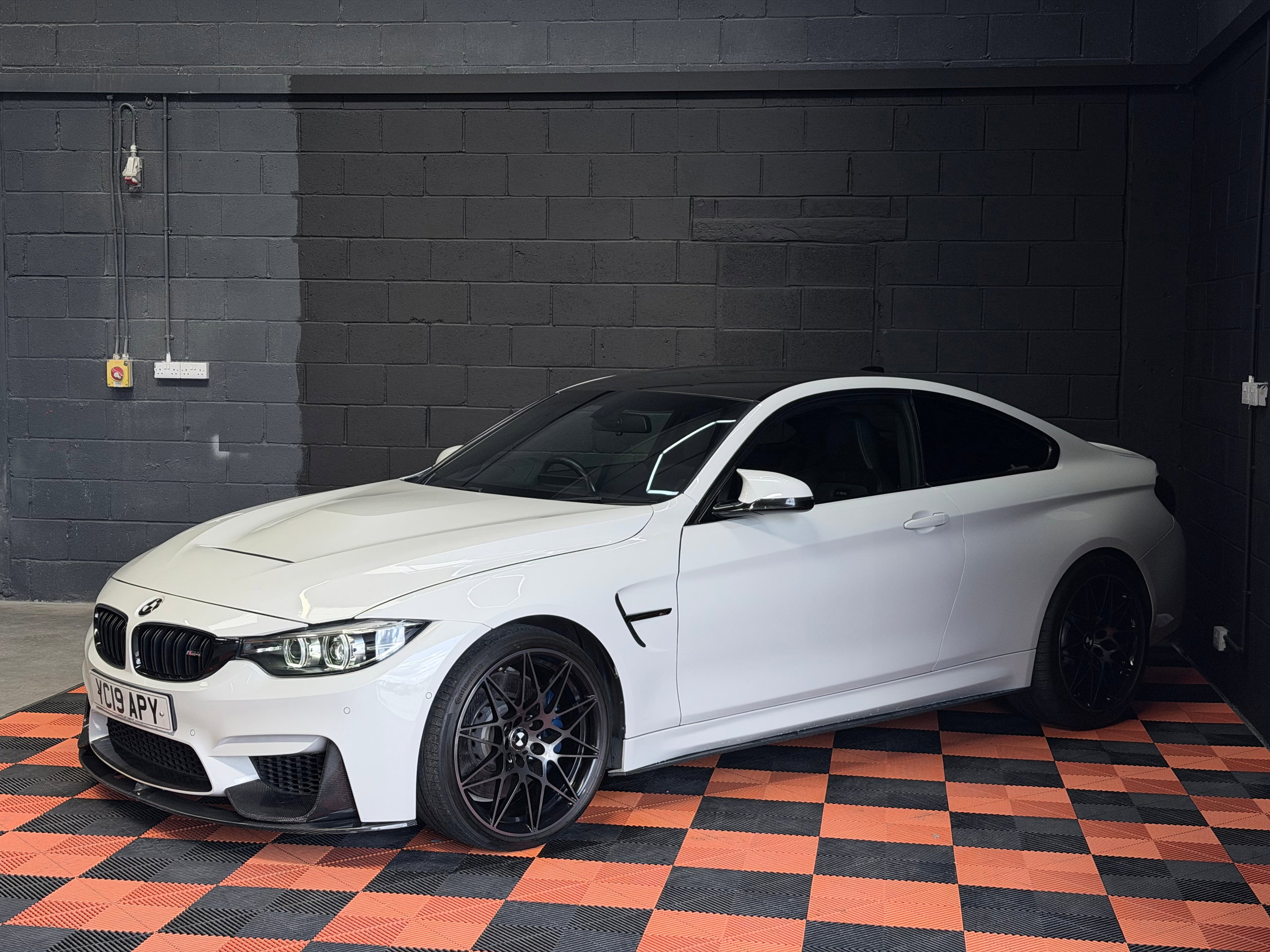 2019 19 BMW M4