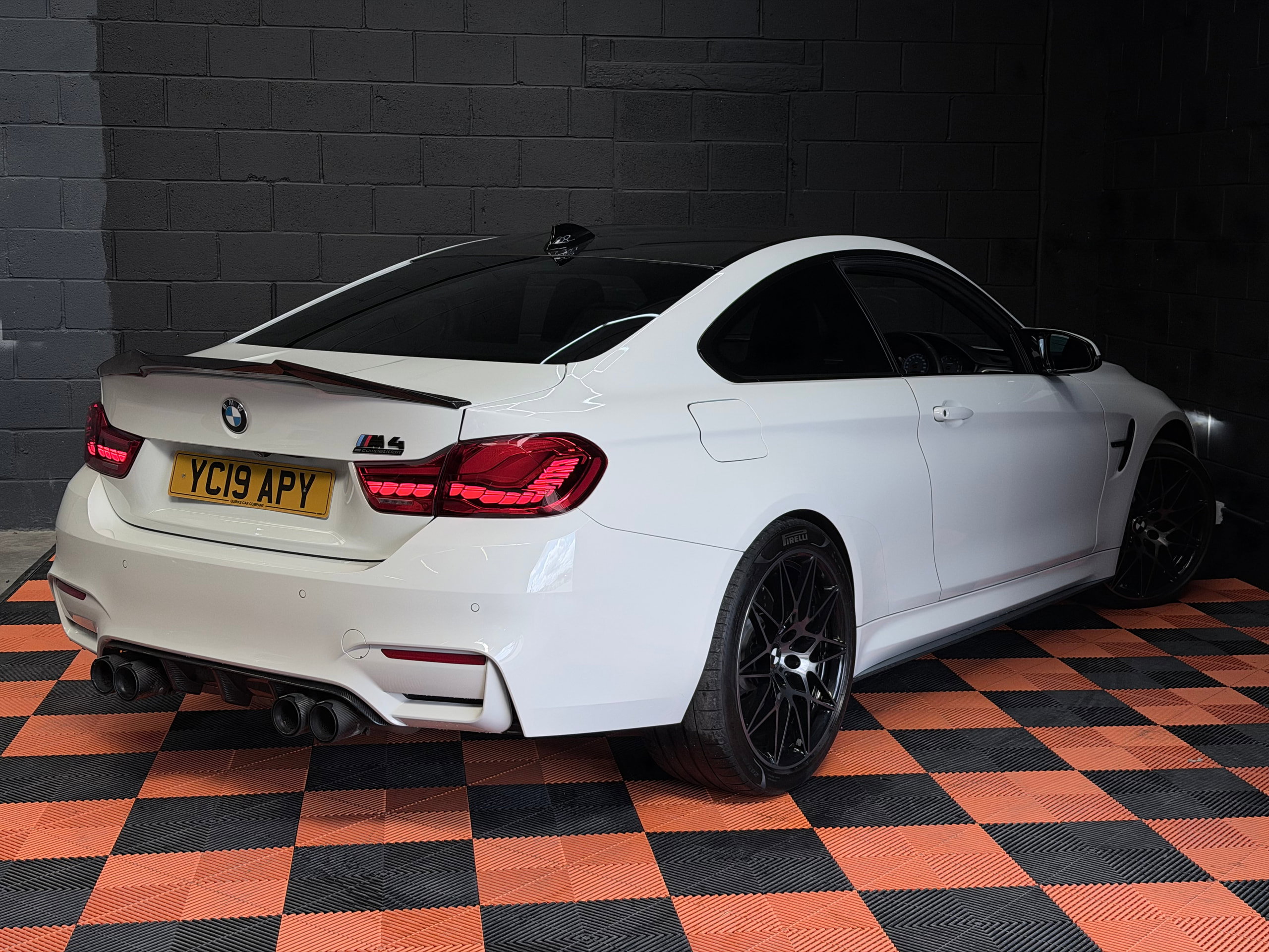 2019 19 BMW M4