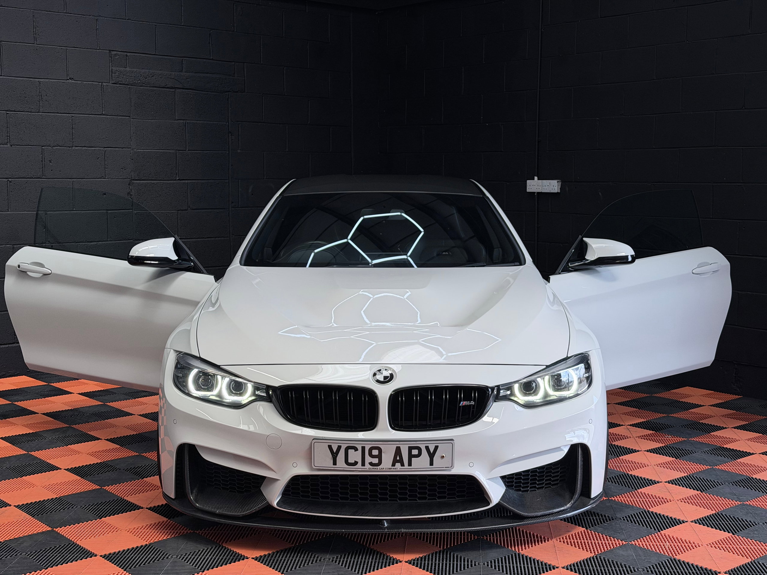 2019 19 BMW M4