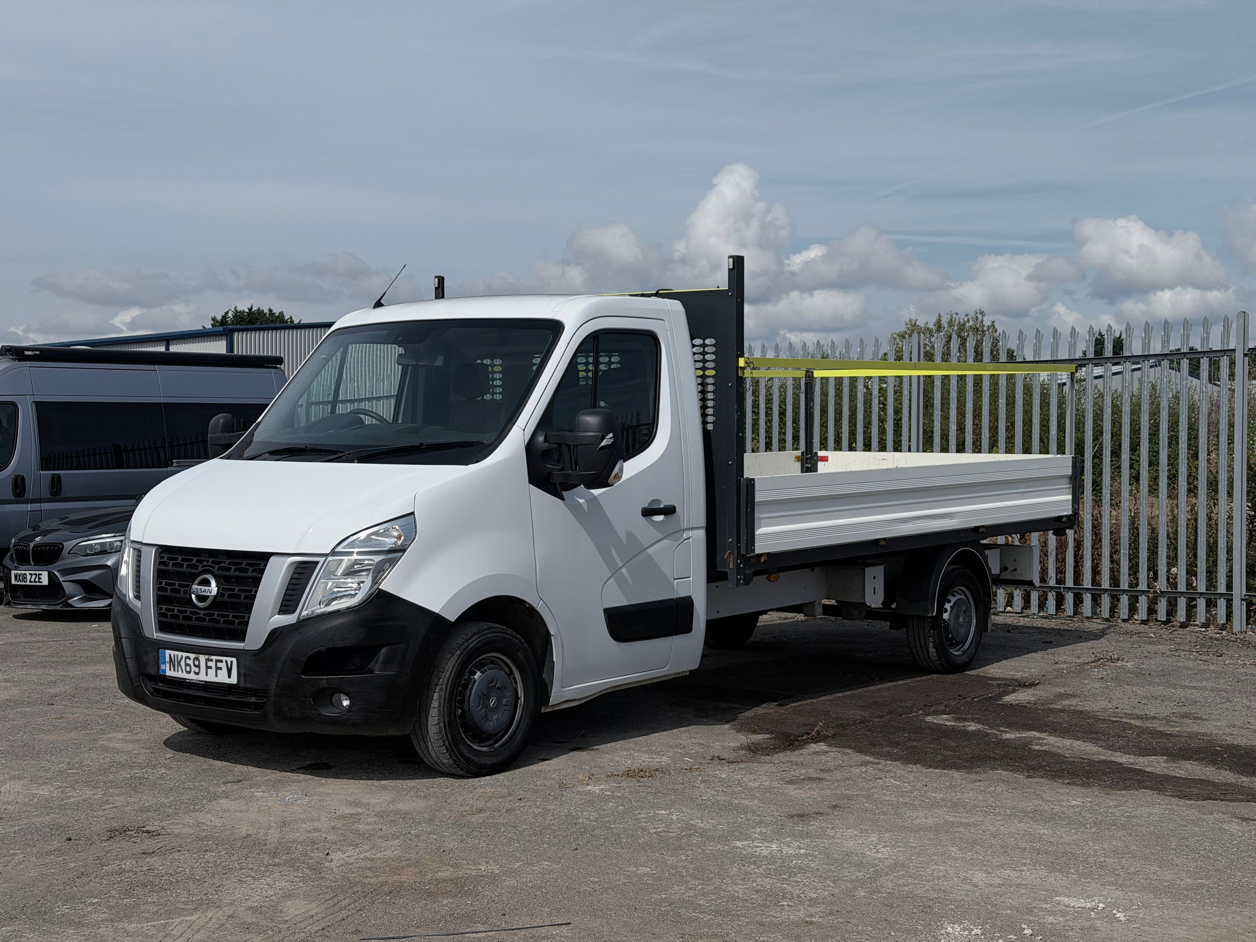 2019 69 NISSAN NV400