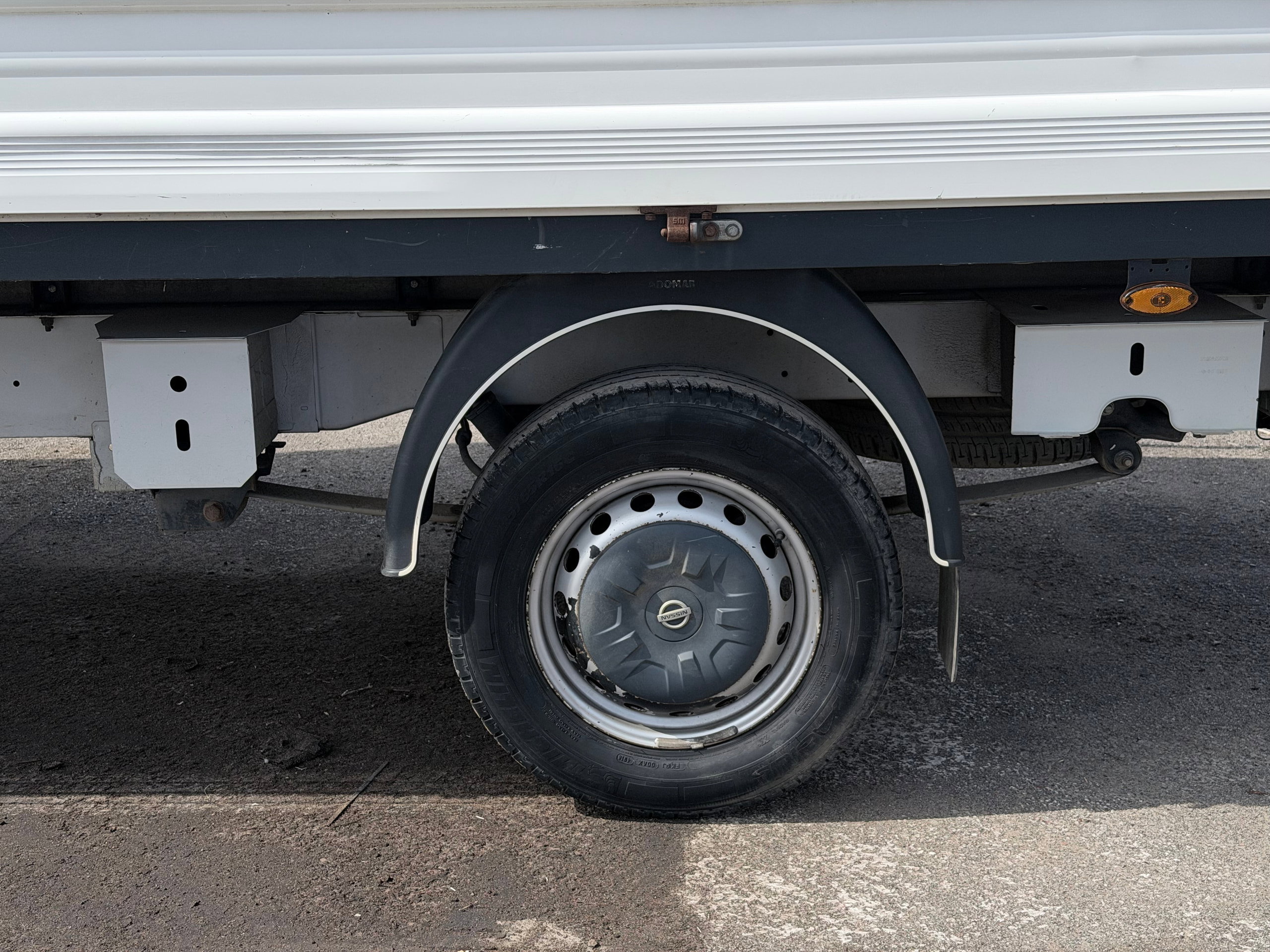 2019 69 NISSAN NV400