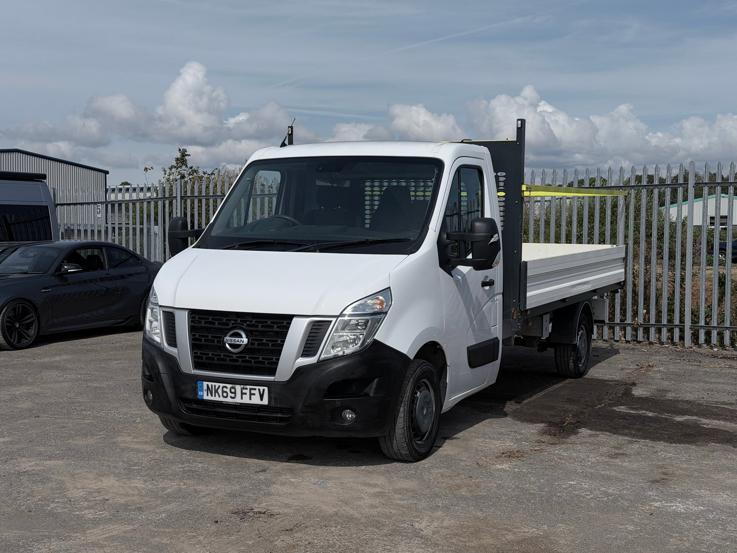 2019 69 NISSAN NV400