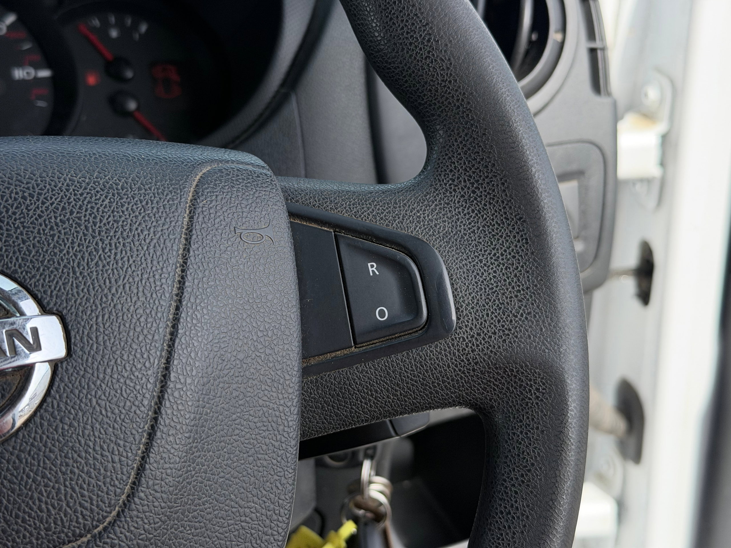 2019 69 NISSAN NV400