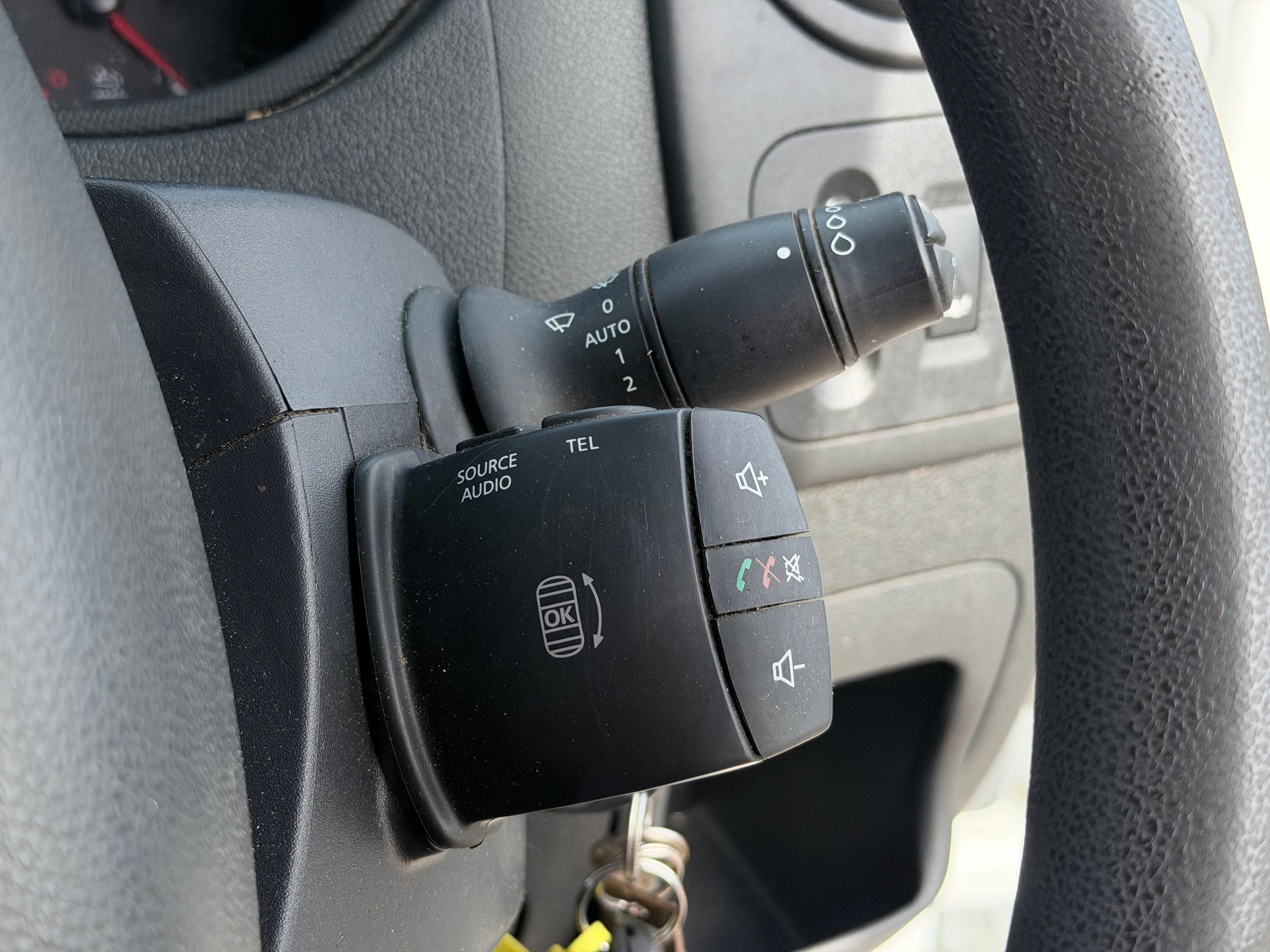 2019 69 NISSAN NV400
