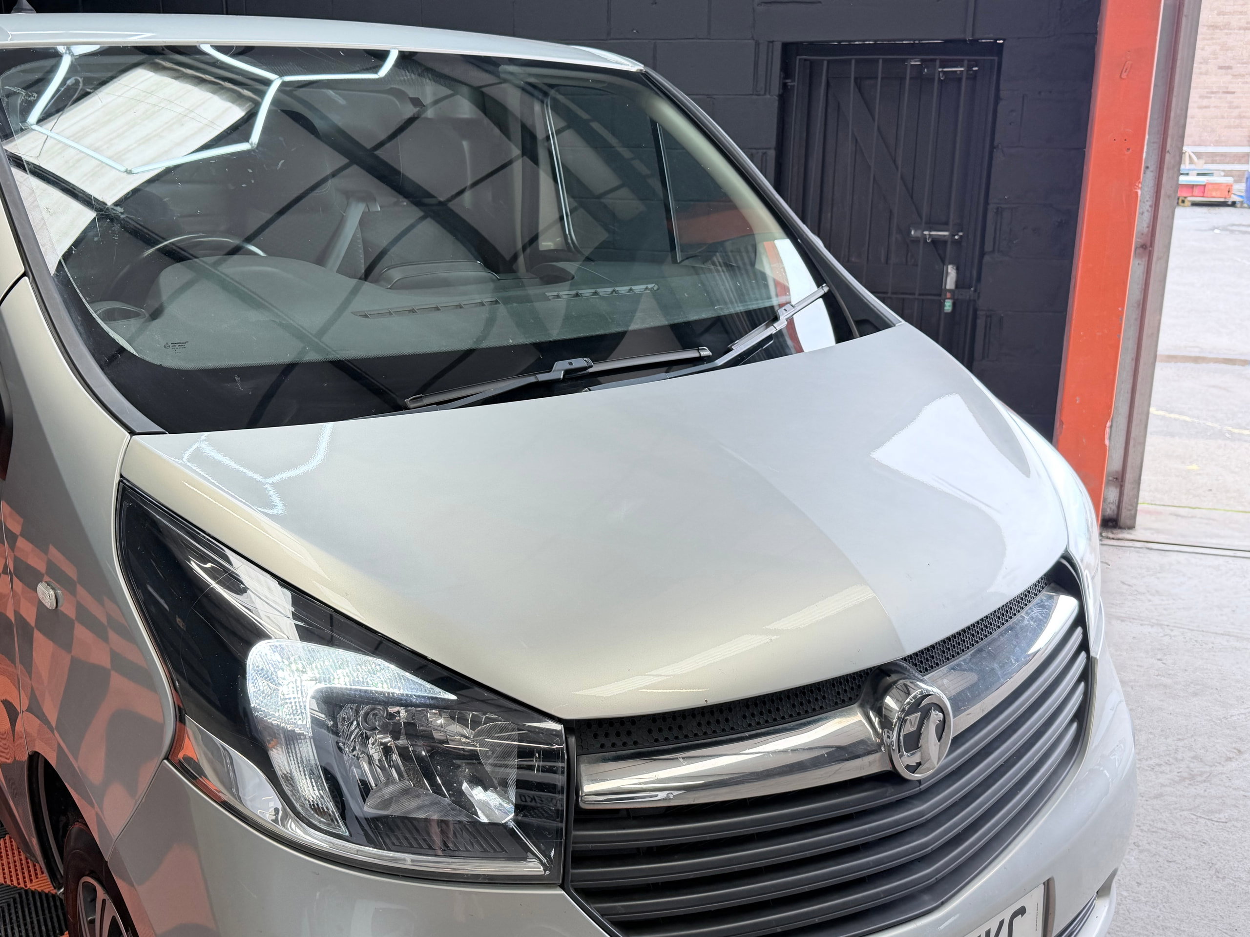 2018 68 VAUXHALL VIVARO