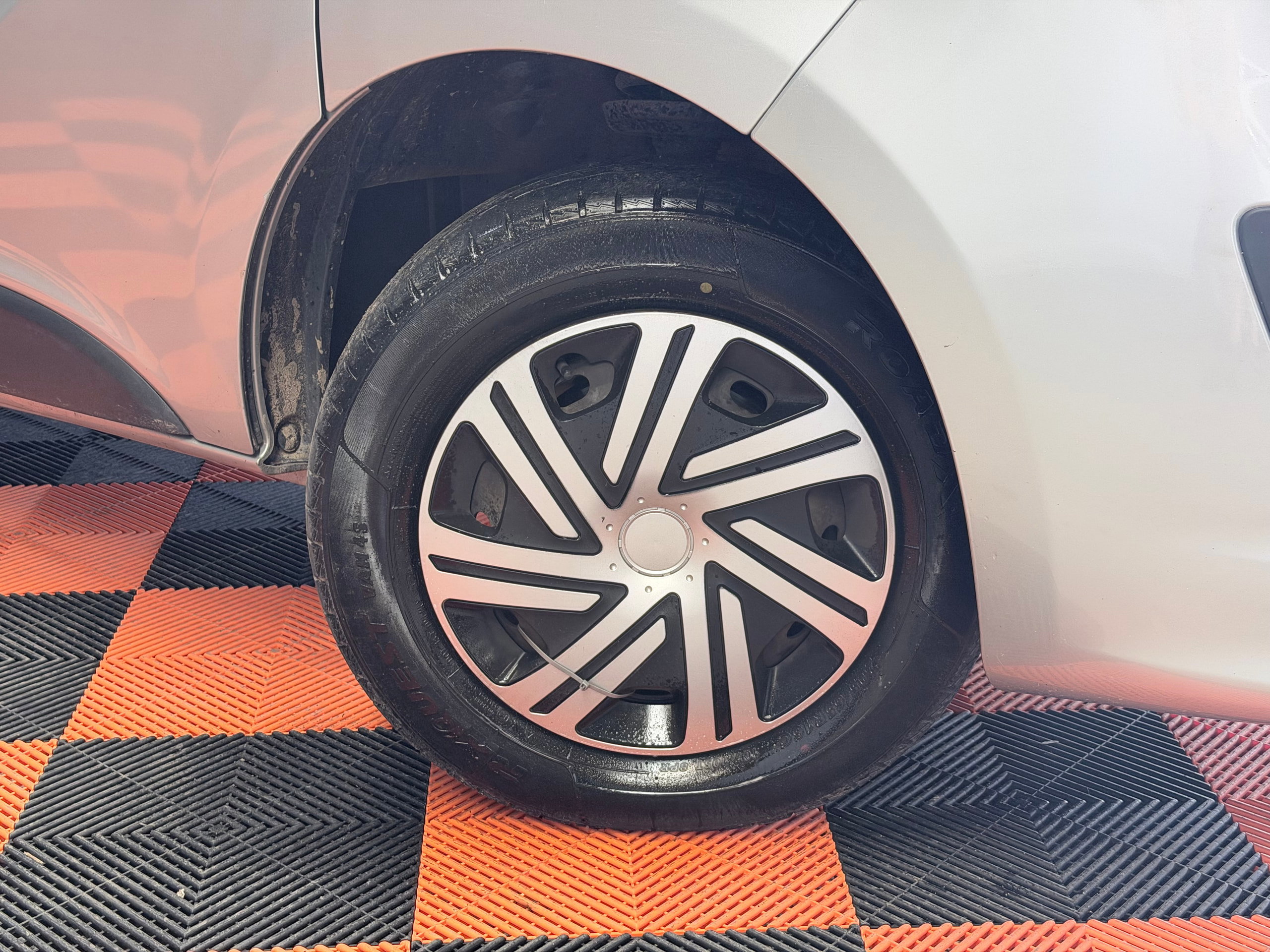 2018 68 VAUXHALL VIVARO
