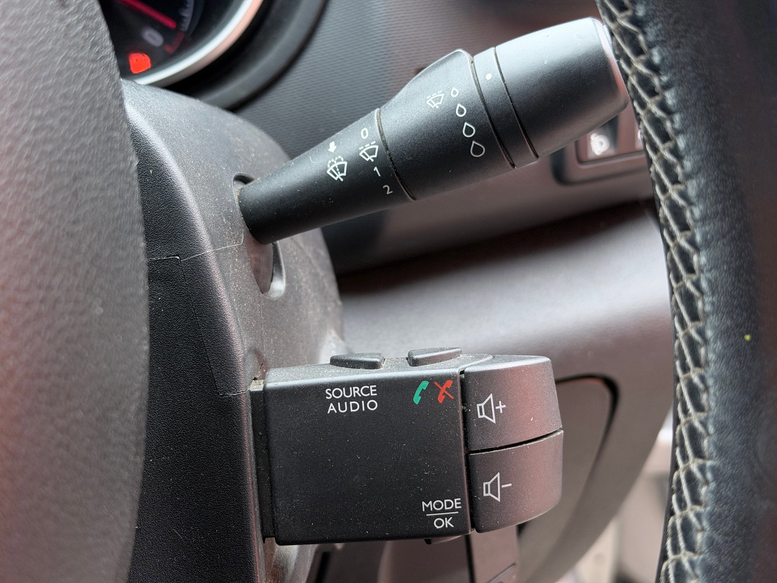 2018 68 VAUXHALL VIVARO