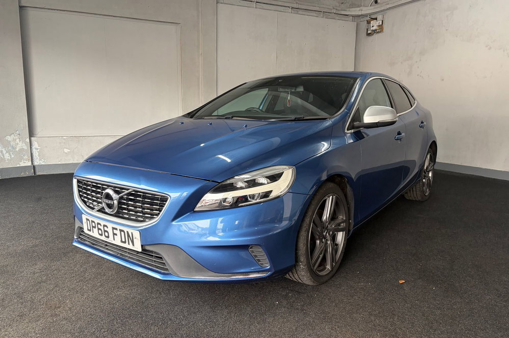 Volvo V40