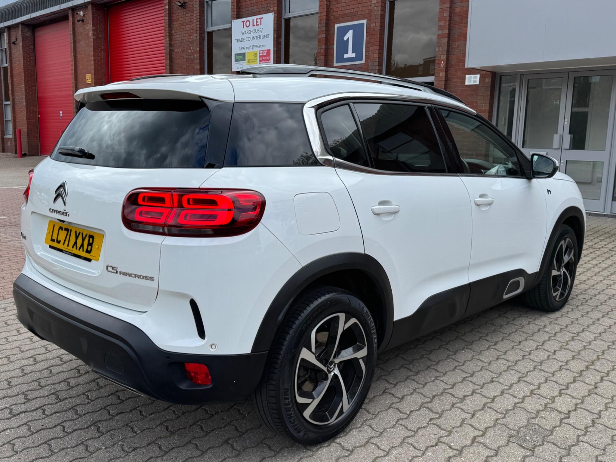 2021 Citroen C5 Aircross 1.6 13.2kWh Shine SUV 5dr Petrol Plug-in Hybrid e-EAT8 Euro 6 (s/s) (225 ps), exterior view 4