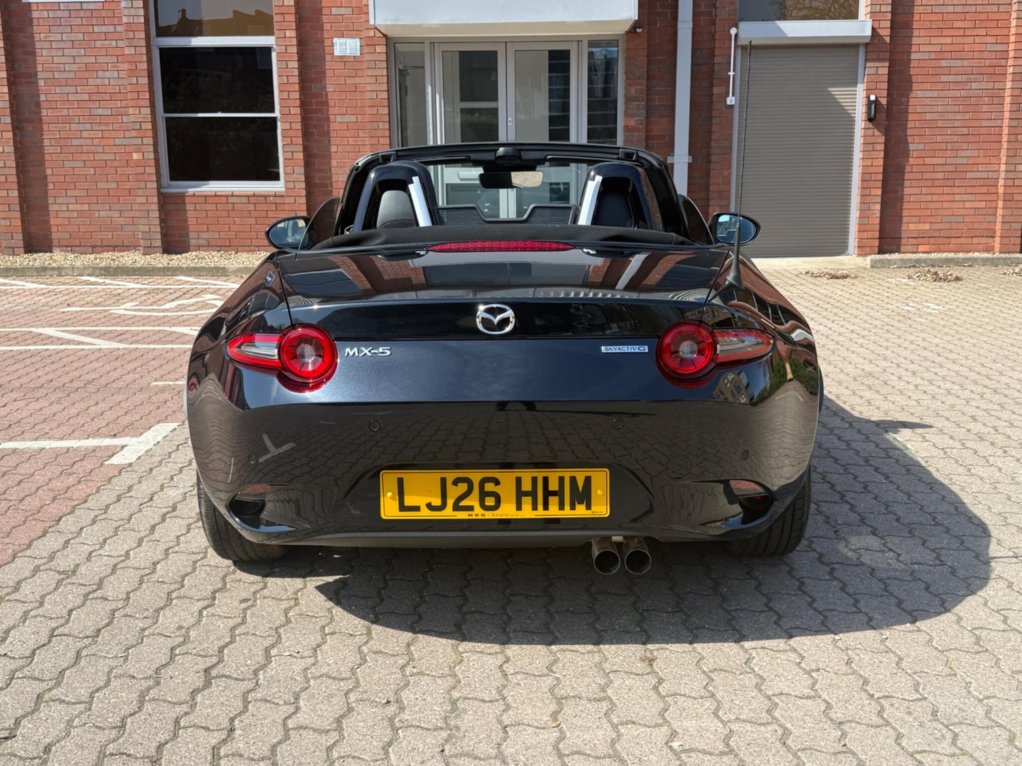 2026 Mazda MX-5 1.5 SKYACTIV-G Exclusive-Line Roadster Euro 6 (s/s) 2dr, exterior view 4
