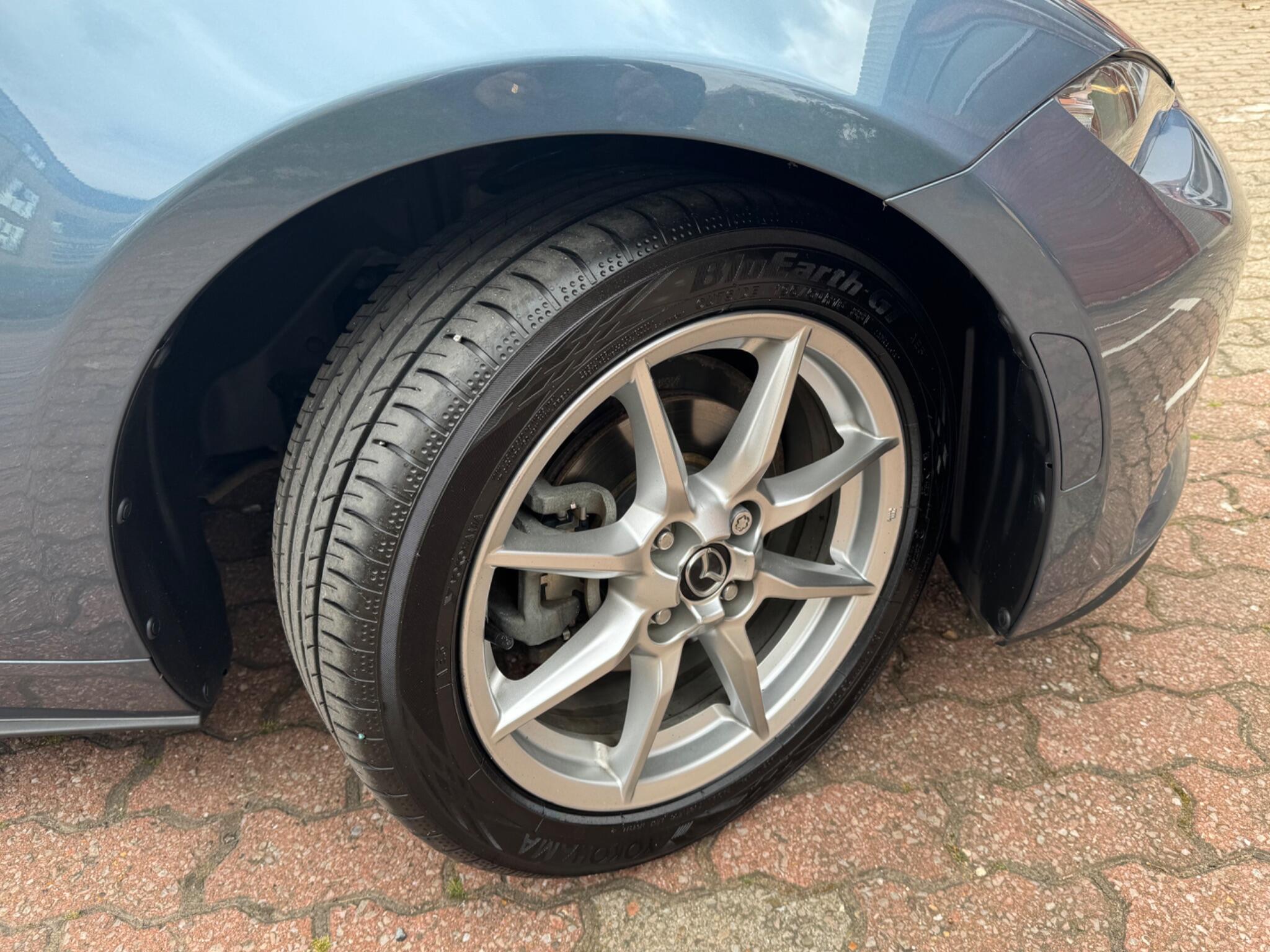 2017 Mazda MX-5 1.5 SKYACTIV-G SE-L Nav Euro 6 2dr, exterior view 2