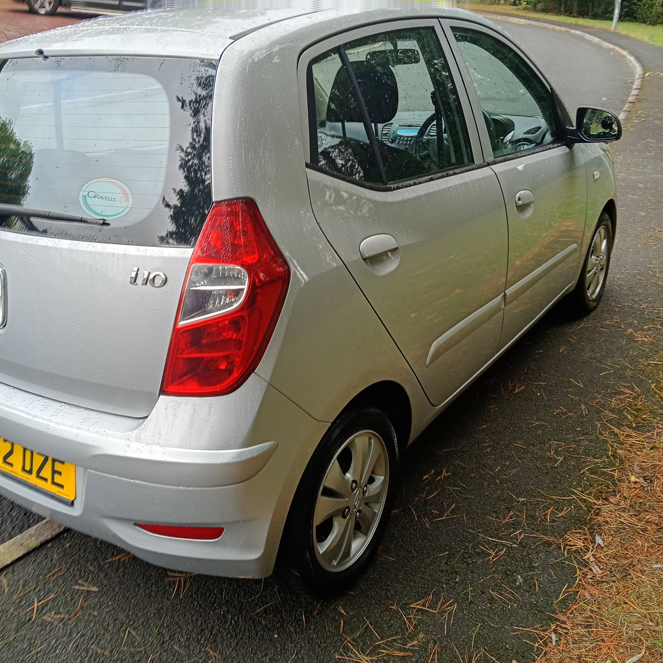 2012 12 HYUNDAI I10