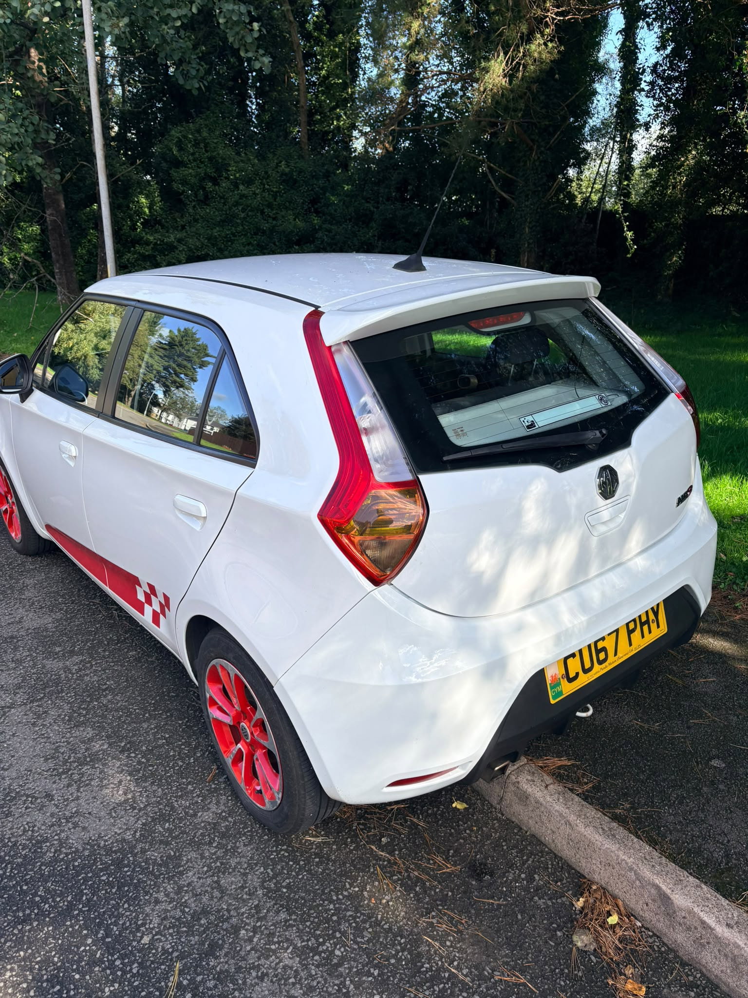 2017 67 MG MG 3