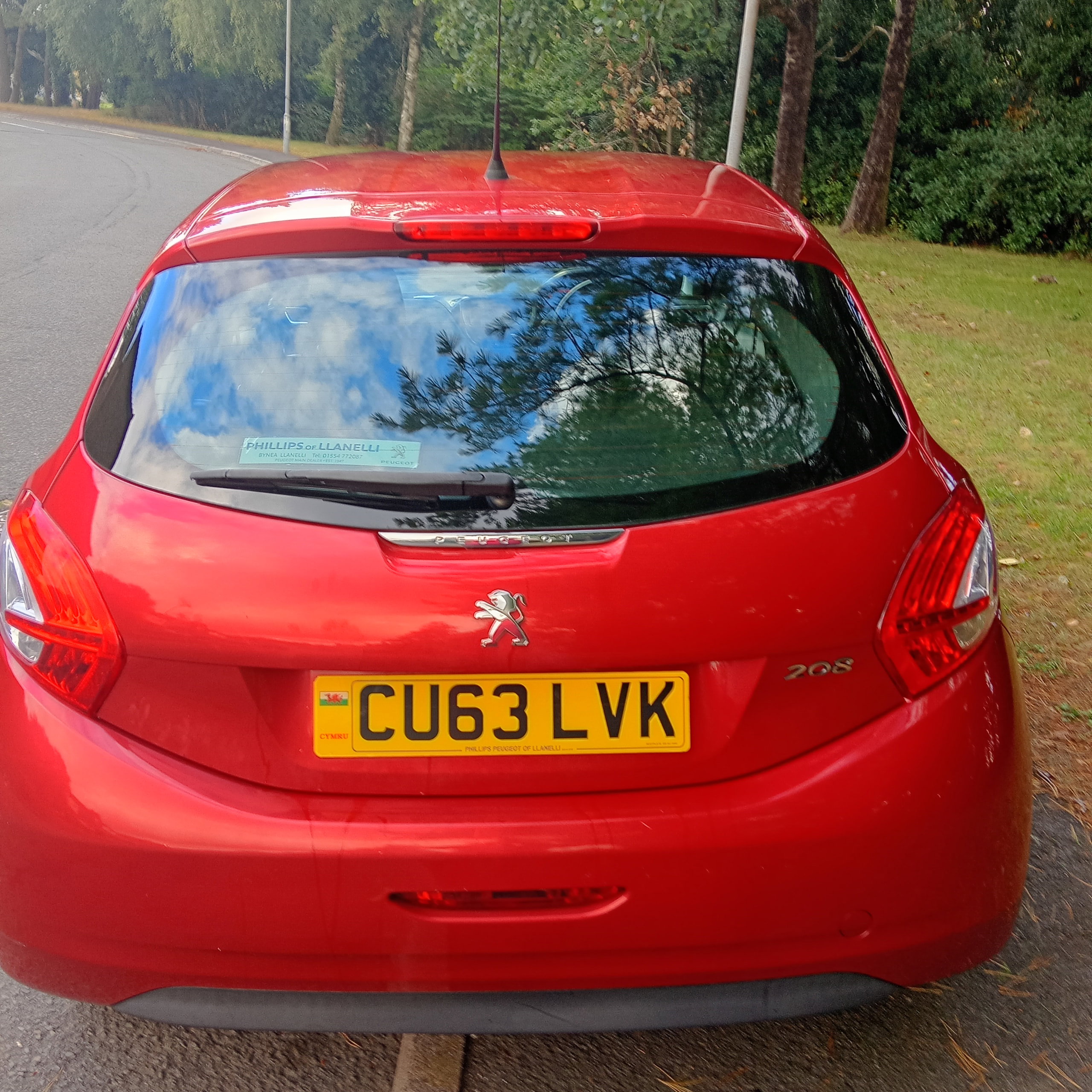 2013 63 PEUGEOT 208