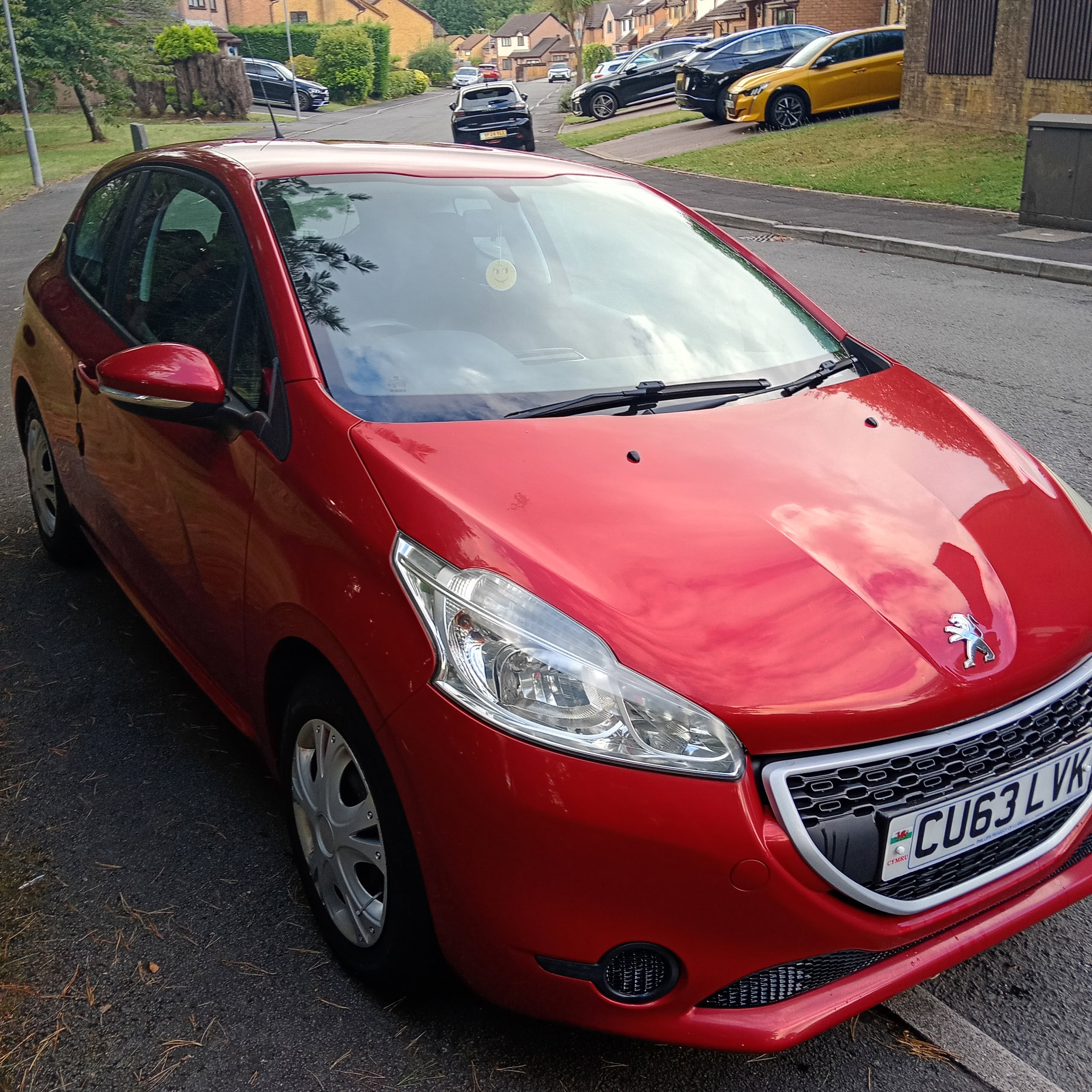 2013 63 PEUGEOT 208