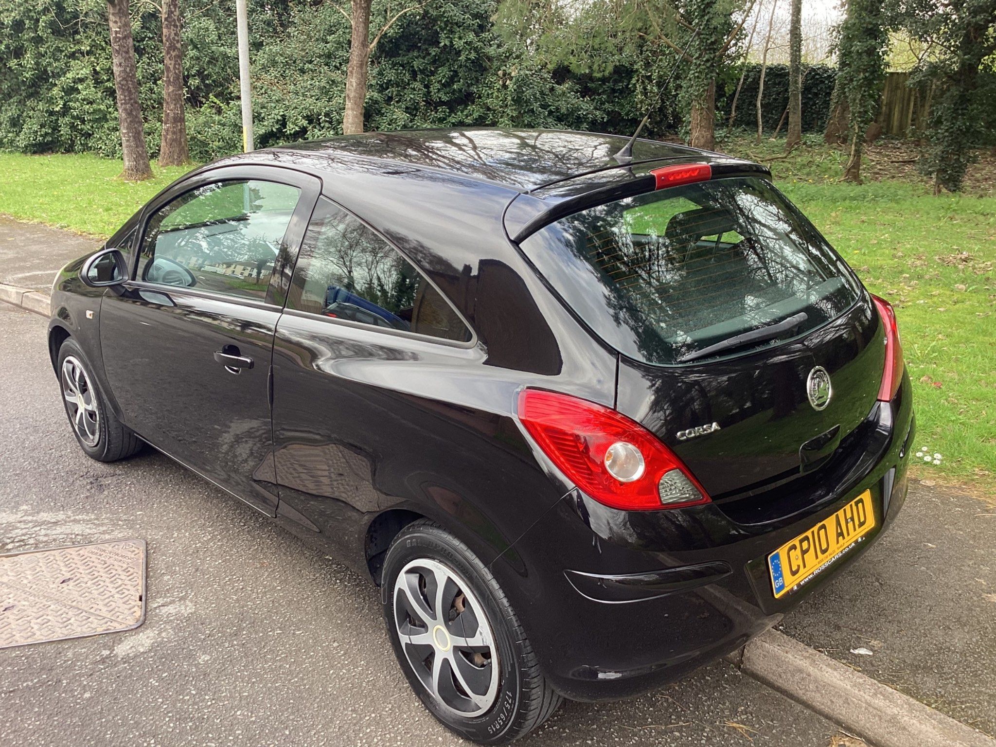 Vauxhall Corsa 1.2 i 16v Exclusiv 3dr (2010)