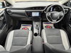 Toyota Auris 1.8 VVT-h Business Edition CVT Euro 6 (s/s) 5dr 5dr Automatic 2026