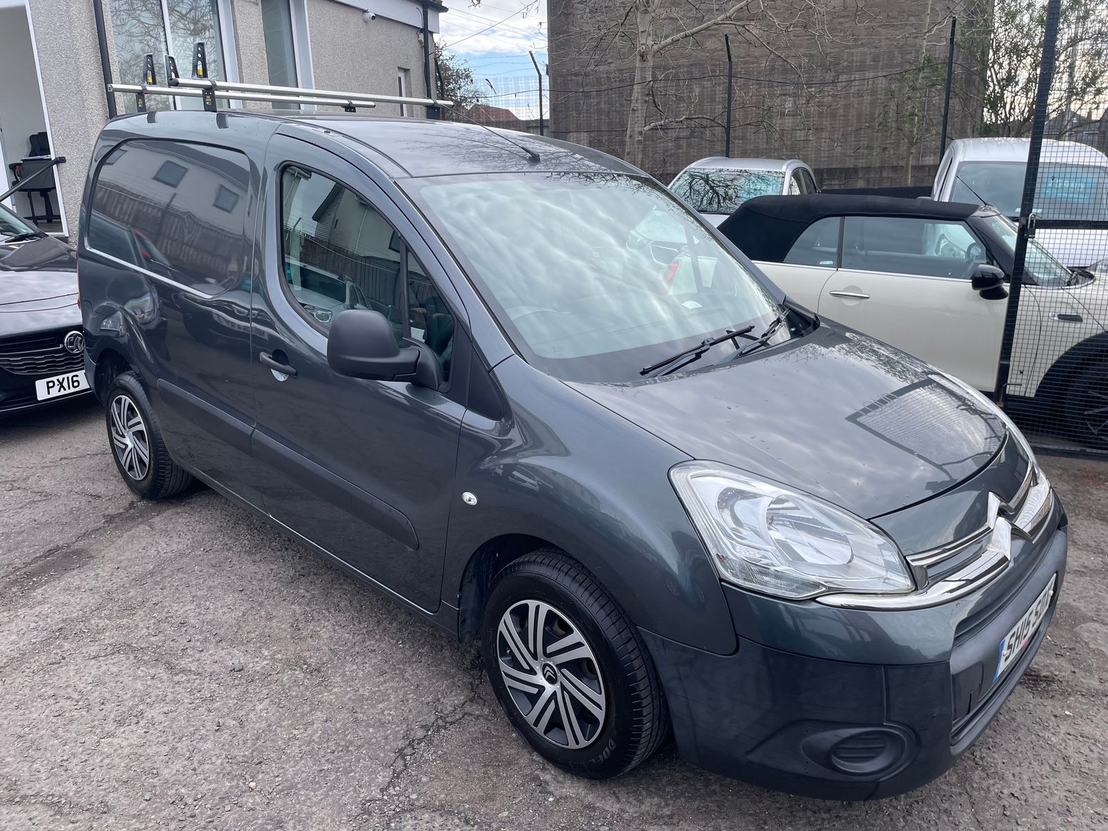 2015 Citroen Berlingo 1.6 HDi 850 Enterprise Panel Van 5dr Diesel Manual L1 (132 g/km, 90 bhp)