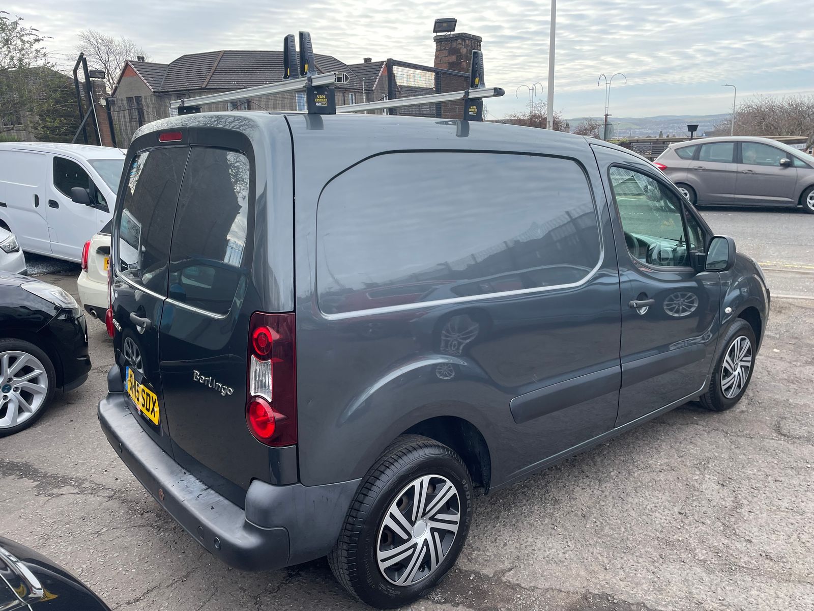 2015 Citroen Berlingo 1.6 HDi 850 Enterprise Panel Van 5dr Diesel Manual L1 (132 g/km, 90 bhp), exterior view 4