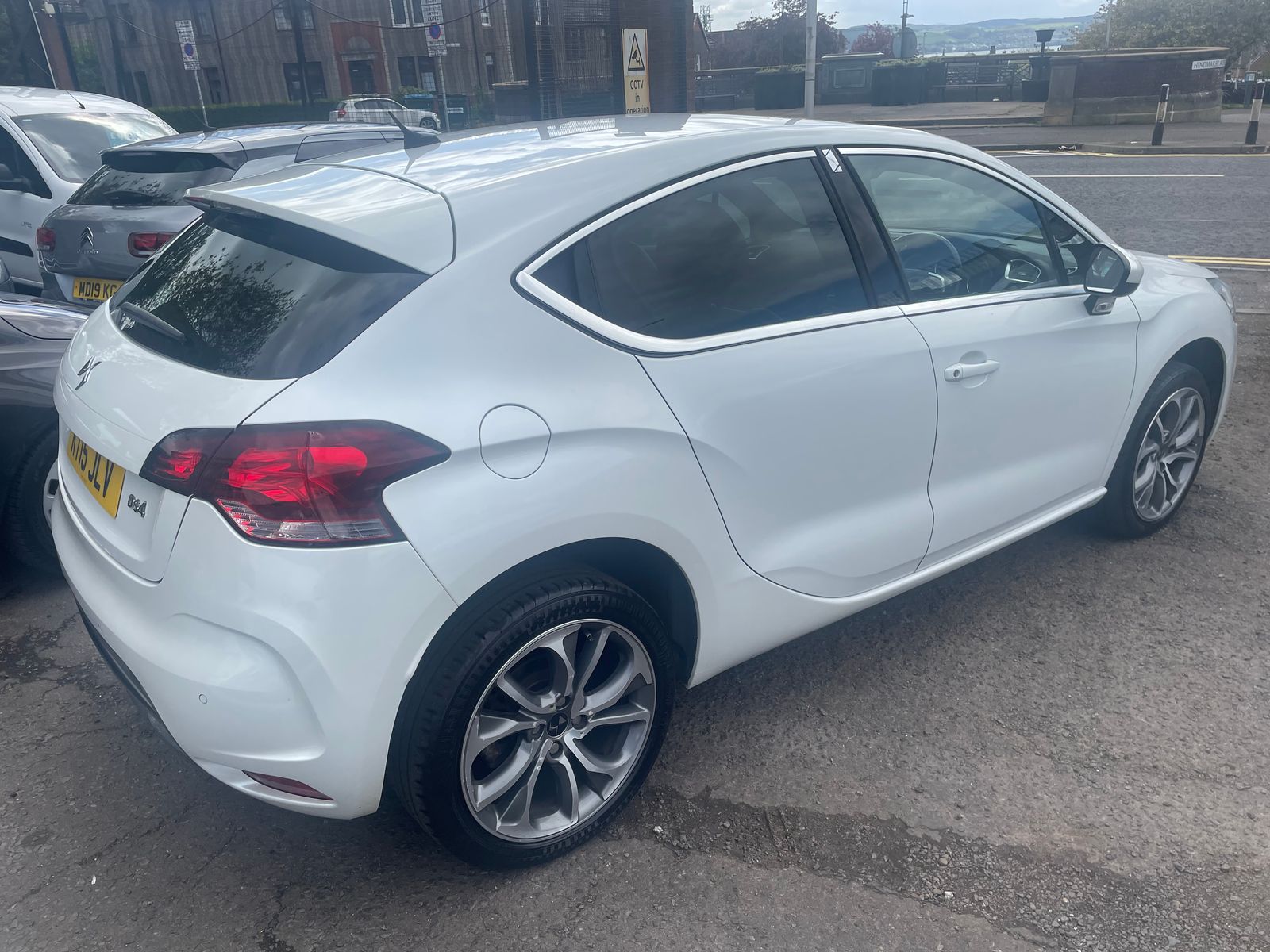 2015 Ds Automobiles Ds 4 1.6 BlueHDi DStyle Nav Hatchback 5dr Diesel EAT6 Euro 6 (s/s) (120 ps), exterior view 4