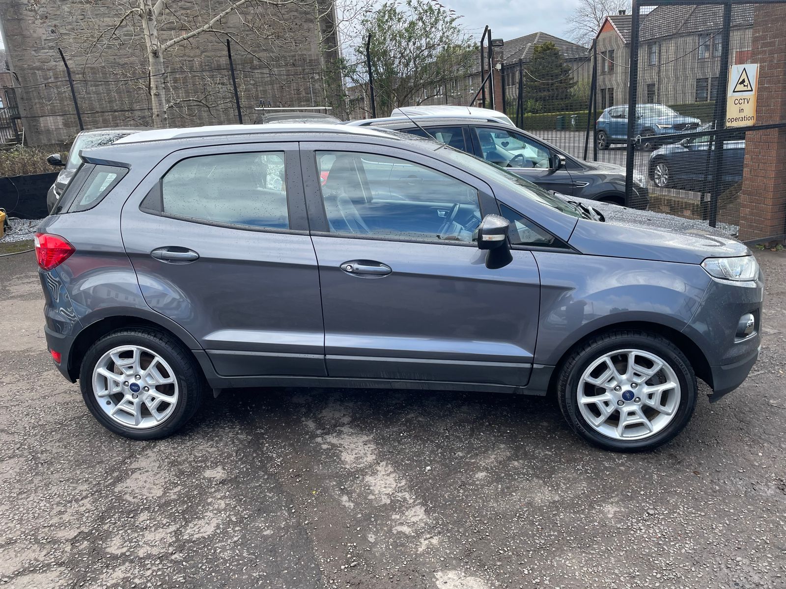 2017 Ford EcoSport 1.0T EcoBoost Titanium SUV 5dr Petrol Manual 2WD Euro 5 (s/s) (125 ps), exterior view 3