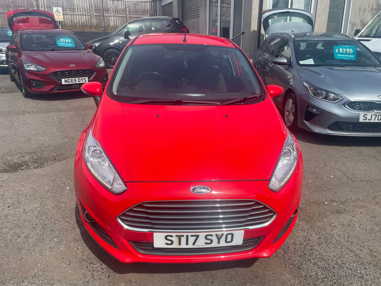 2017 Ford Fiesta 1.0T EcoBoost Zetec Hatchback 5dr Petrol Manual Euro 6 (s/s) (100 ps), exterior view 2