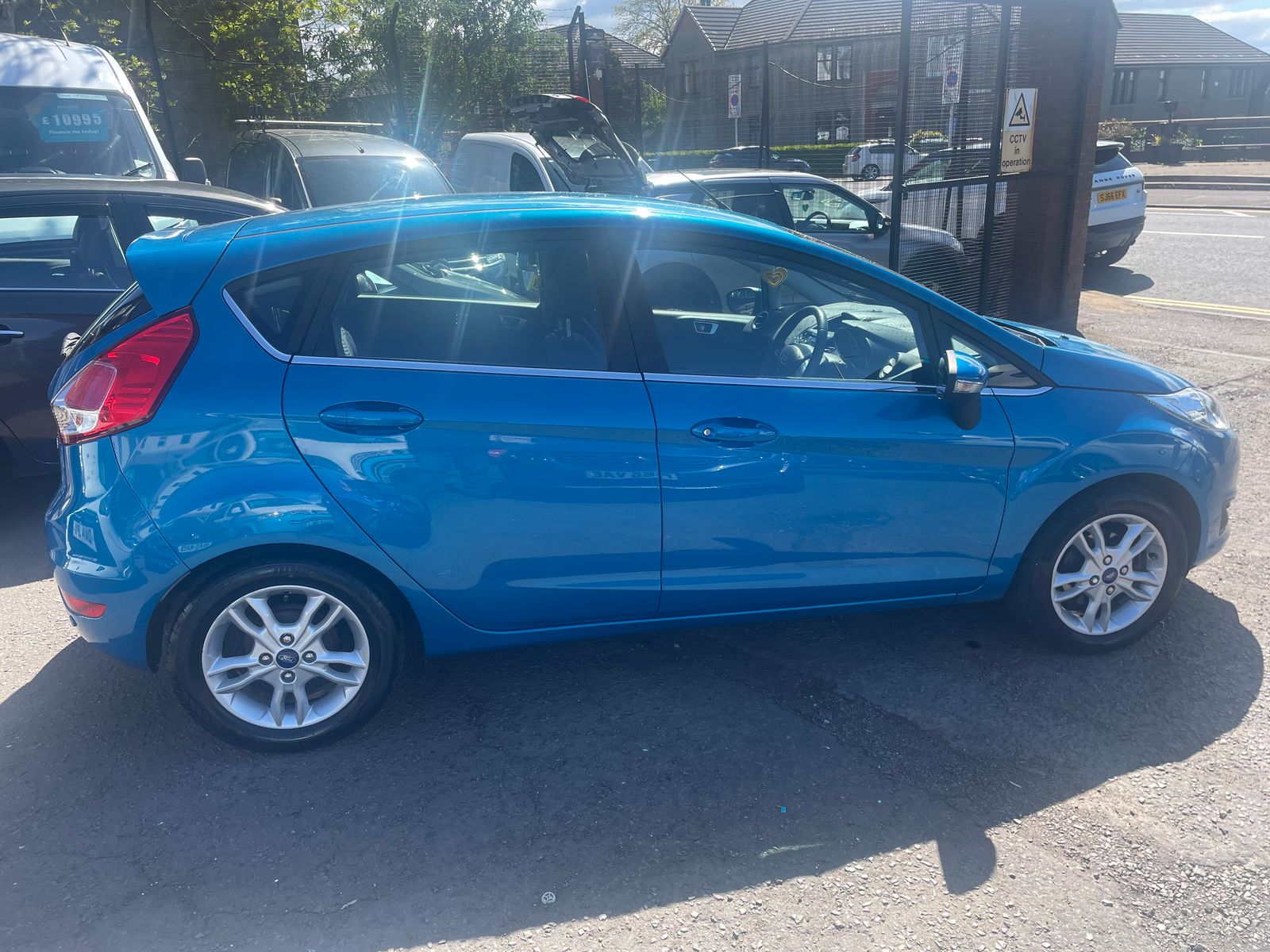 2015 Ford Fiesta 1.25 Zetec Hatchback 5dr Petrol Manual Euro 5 (82 ps), exterior view 3