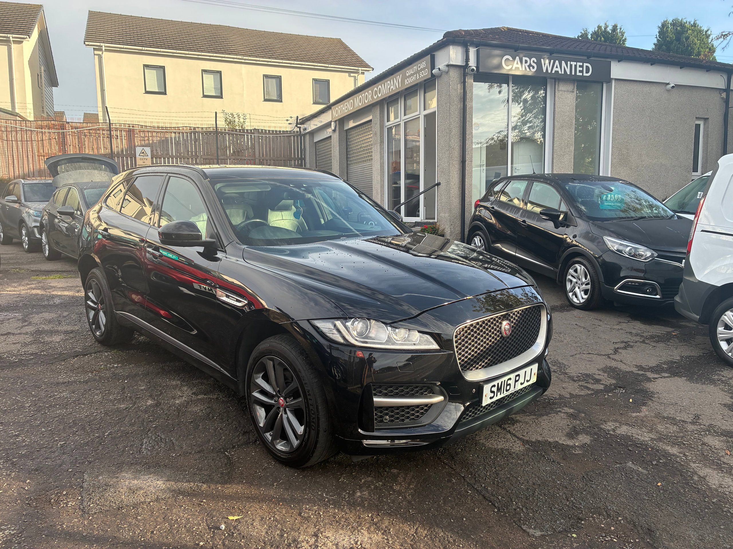 Jaguar F-Pace