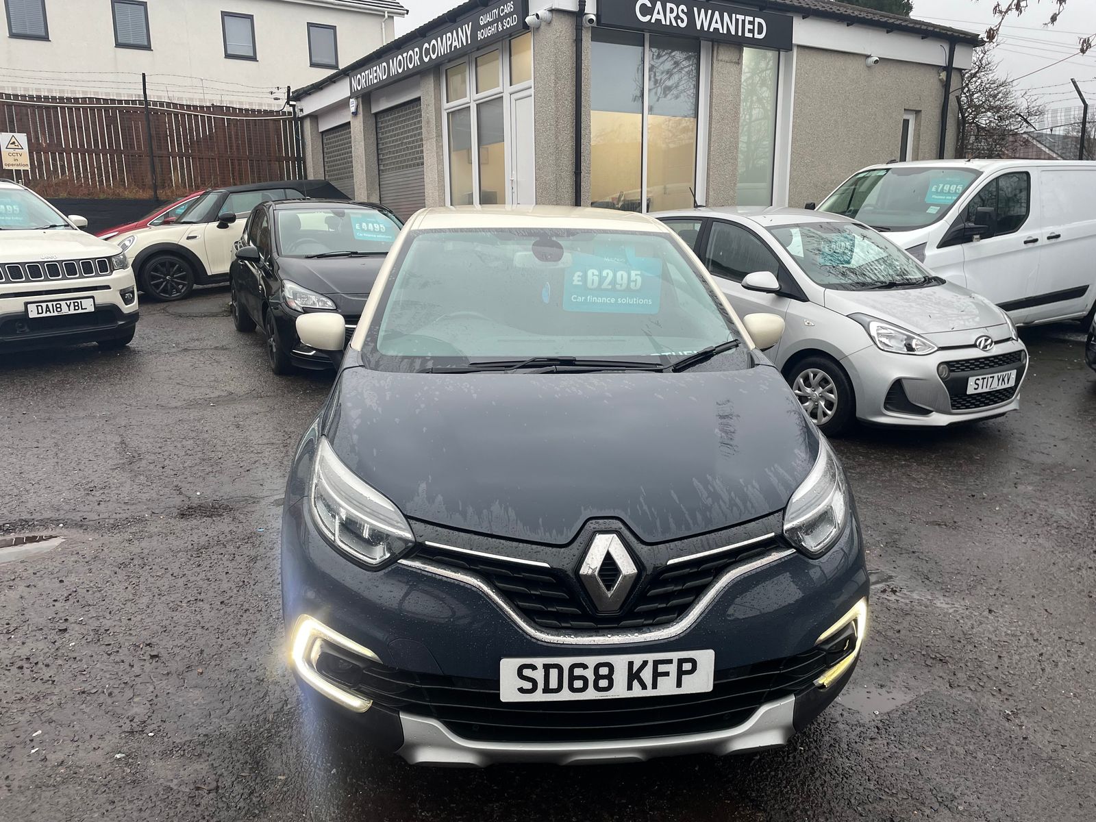 2018 Renault Captur 0.9L GT LINE TCE SUV 5dr Petrol Manual Euro 6 (89 bhp), exterior view 3