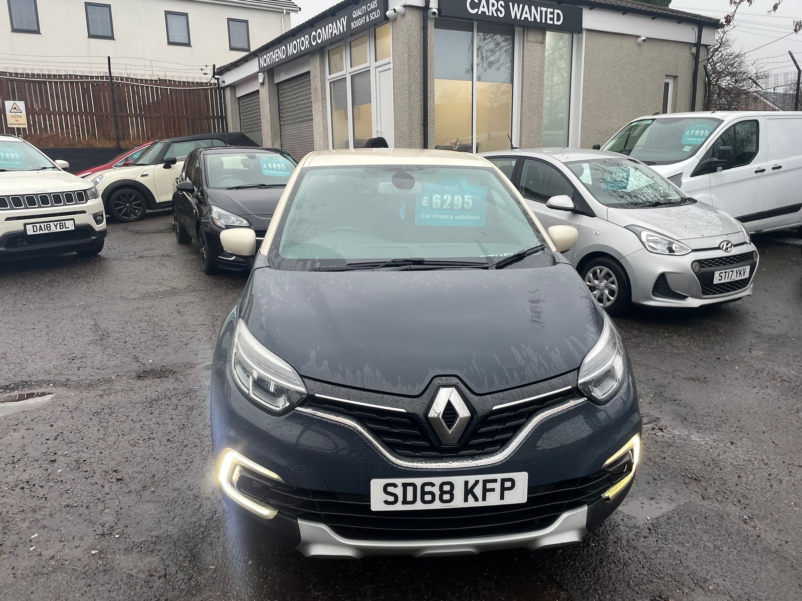 2018 Renault Captur 0.9L GT LINE TCE SUV 5dr Petrol Manual Euro 6 (89 bhp), exterior view 2