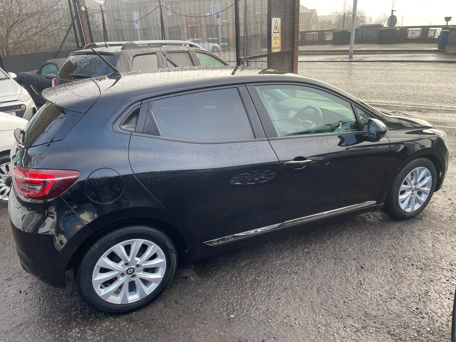 2020 Renault Clio 1.5 Blue dCi Iconic Hatchback 5dr Diesel Manual Euro 6 (s/s) (85 ps), exterior view 3