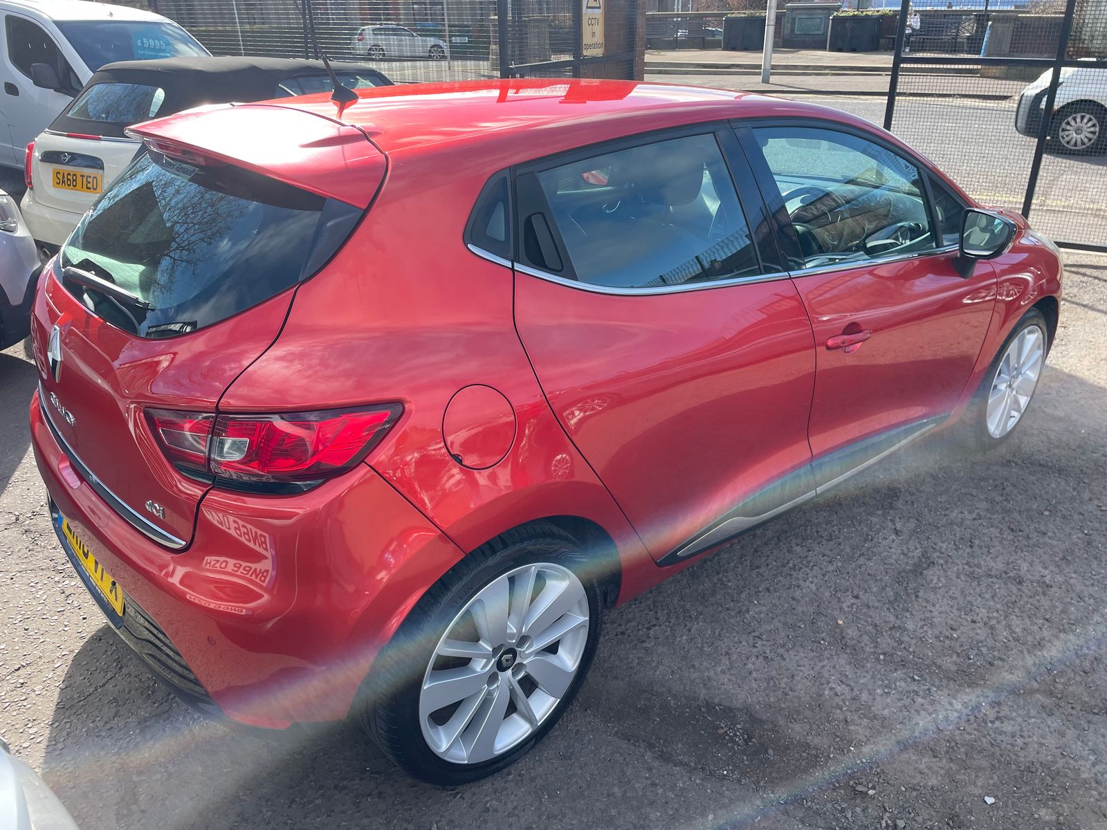 2016 Renault Clio 1.5 dCi Dynamique S Nav Hatchback 5dr Diesel Manual Euro 6 (s/s) (90 ps), exterior view 4
