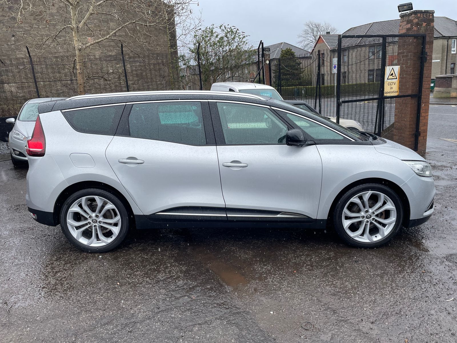 2019 Renault Grand Scenic 1.3 TCe Iconic MPV 5dr Petrol Manual Euro 6 (s/s) (140 ps), exterior view 4