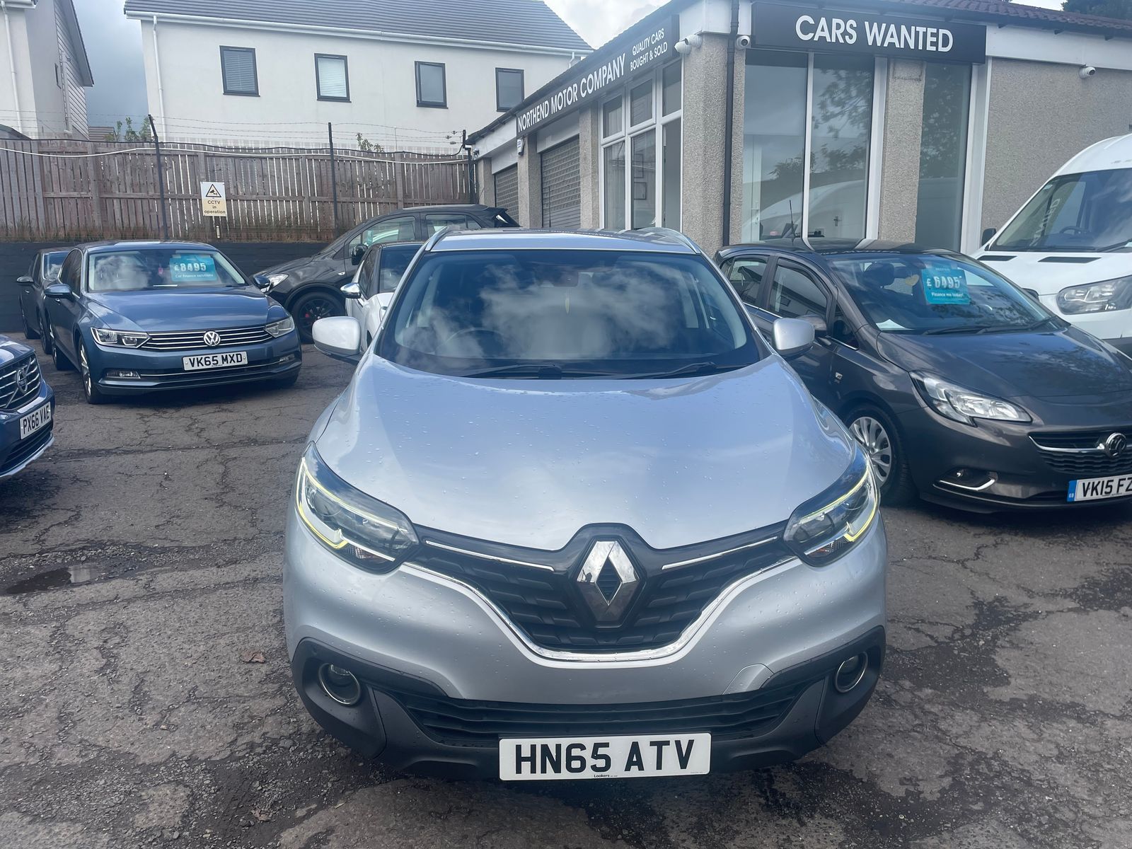 2015 Renault Kadjar 1.5 dCi Dynamique S Nav SUV 5dr Diesel Manual Euro 6 (s/s) (110 ps), exterior view 2