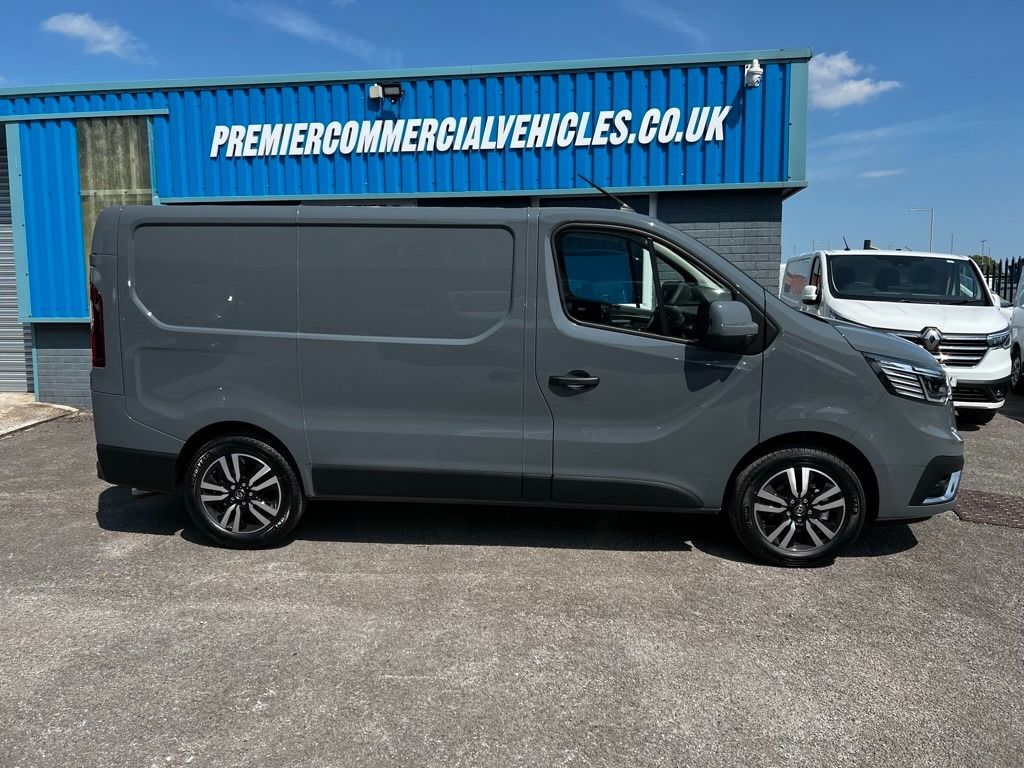 Renault Trafic Trafic SL28 Sport+ Blue dCi Auto 5dr Automatic 2025
