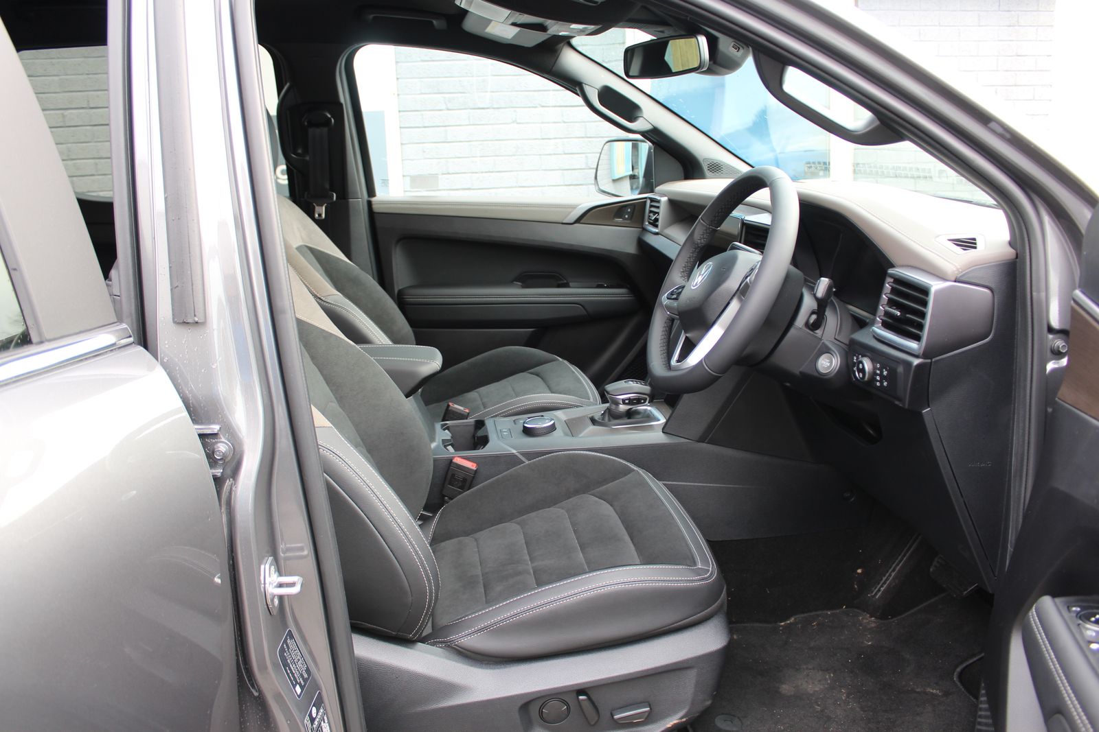 Volkswagen Amarok 2.0 TDI Style Pickup Double Cab 4dr Diesel Auto 4Motion Euro 6 (s/s) (205 ps) 4dr Automatic 2026