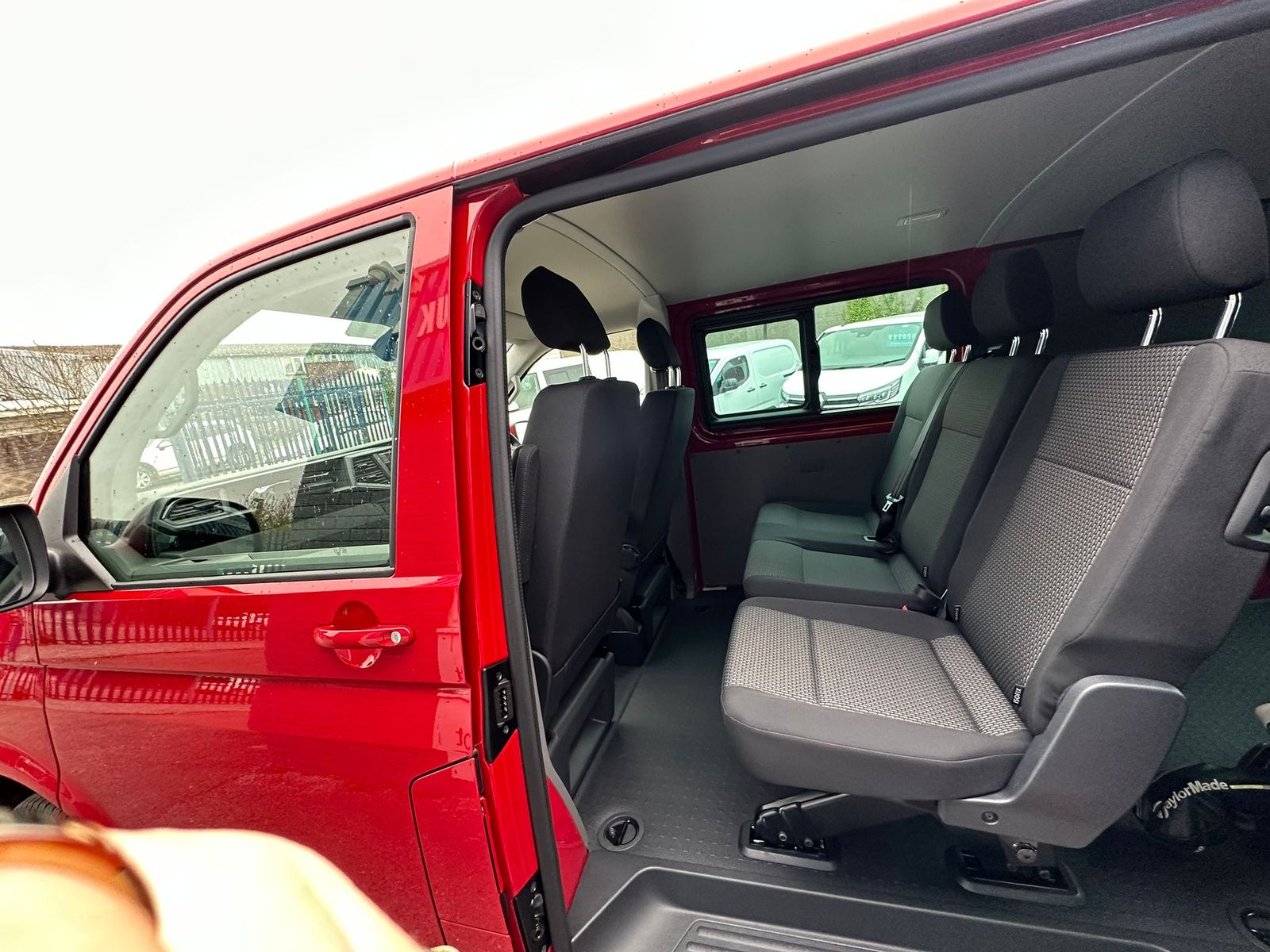 Volkswagen Transporter TRANSPORTER T32 HIGHLINE TDI 5dr Manual 2025