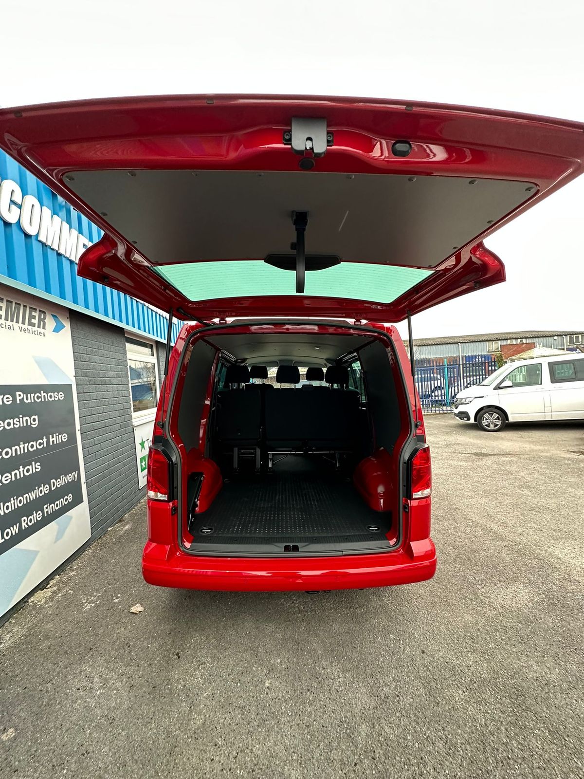 Volkswagen Transporter TRANSPORTER T32 HIGHLINE TDI 5dr Manual 2025