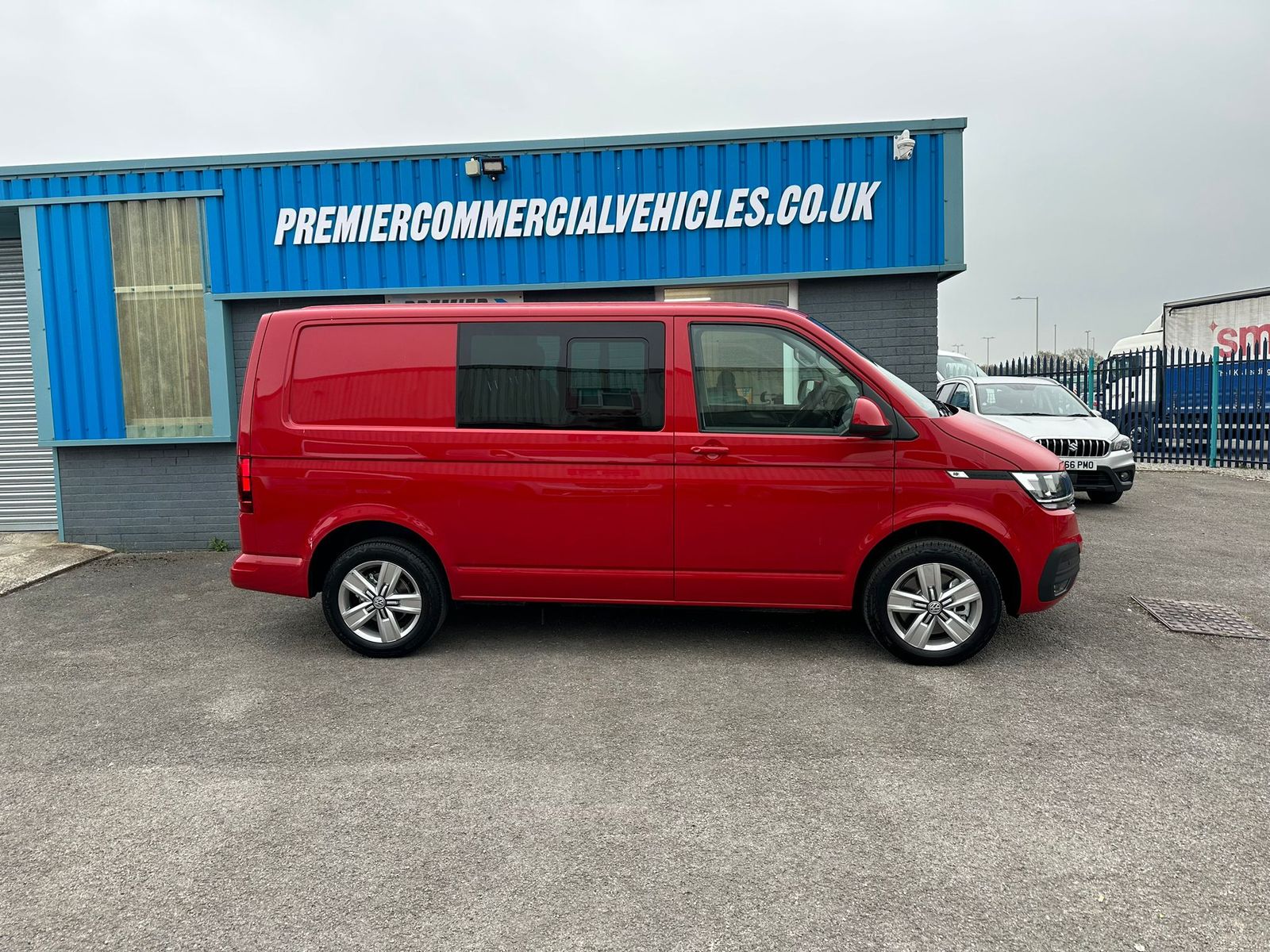 Volkswagen Transporter TRANSPORTER T32 HIGHLINE TDI 5dr Manual 2025