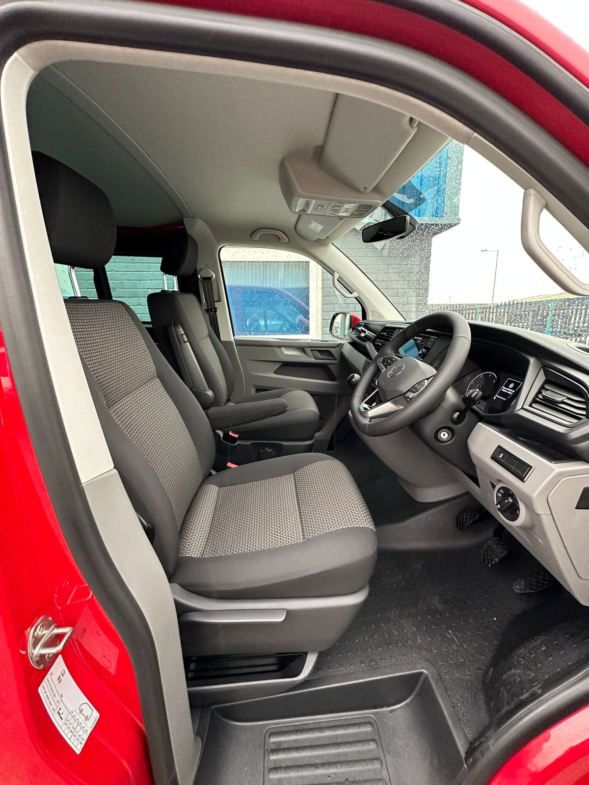 Volkswagen Transporter TRANSPORTER T32 HIGHLINE TDI 5dr Manual 2025