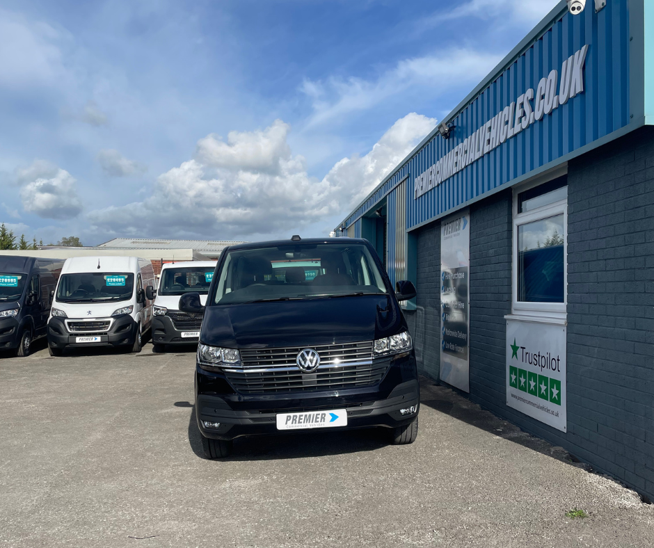 Volkswagen VOLKSWAGEN TRANSPORTER T3 kombi van - DSG 4dr Automatic 2025